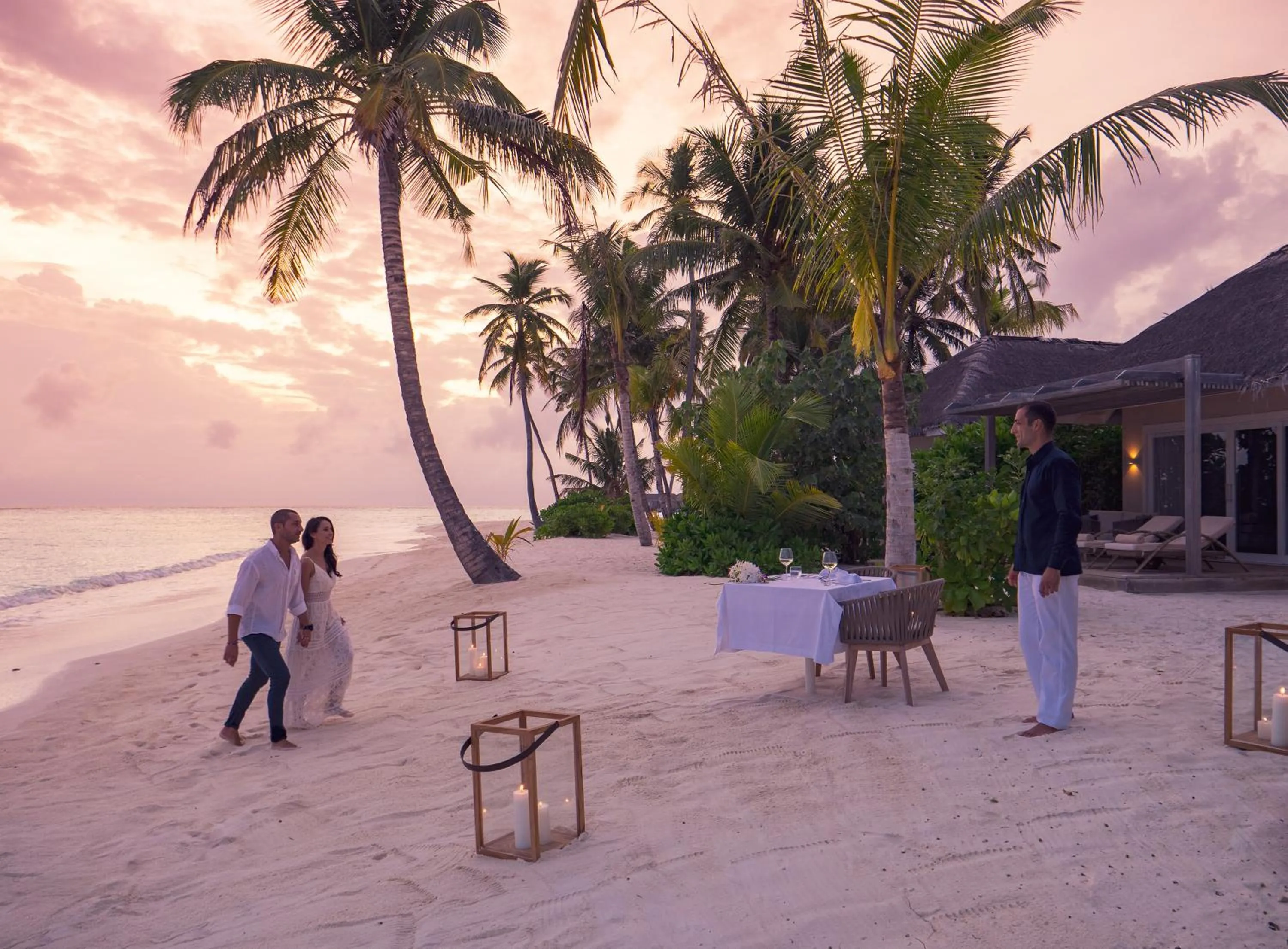 Food and drinks in Baglioni Resort Maldives - Luxury All Inclusive