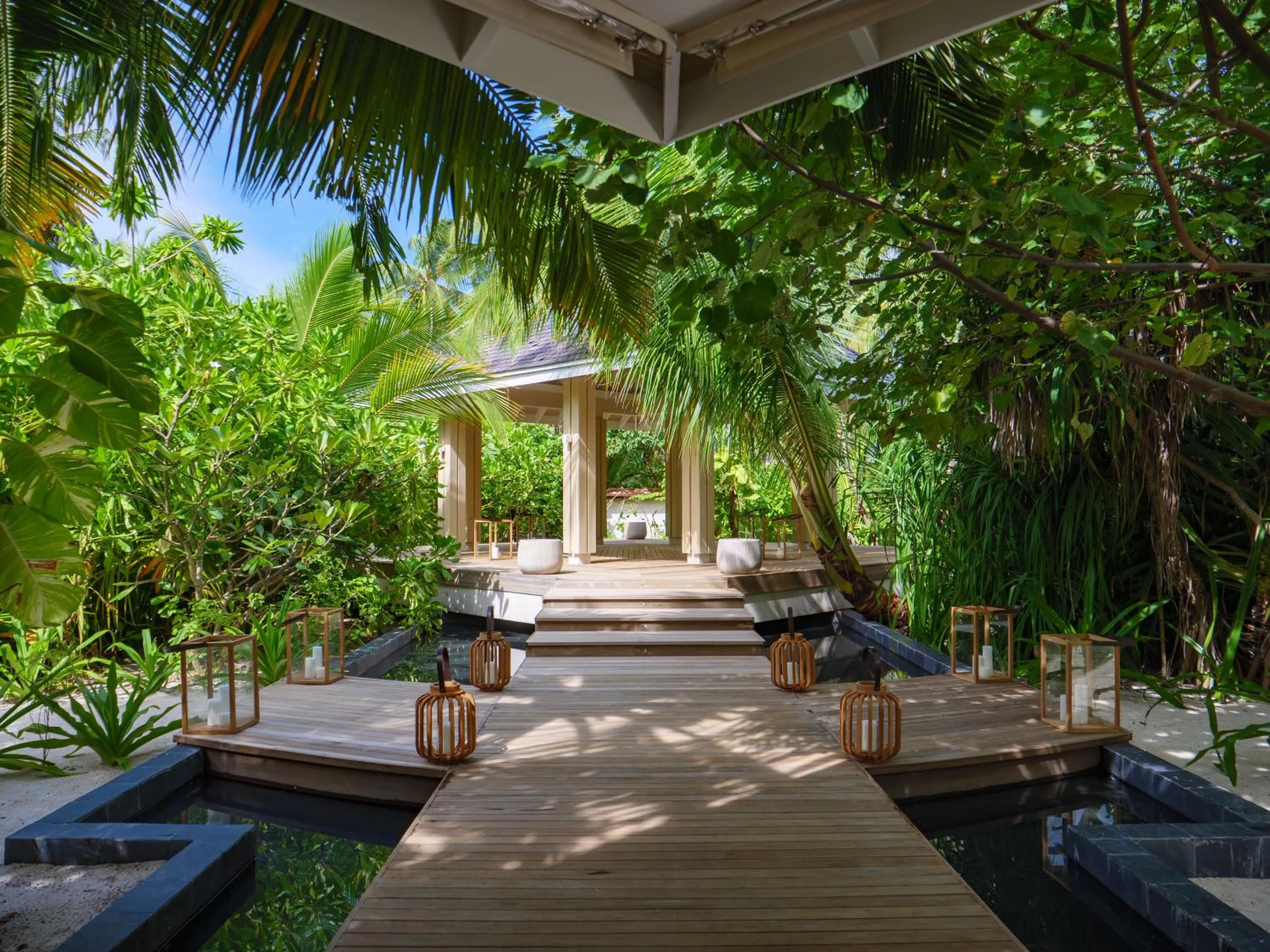 Garden in Baglioni Resort Maldives - Luxury All Inclusive