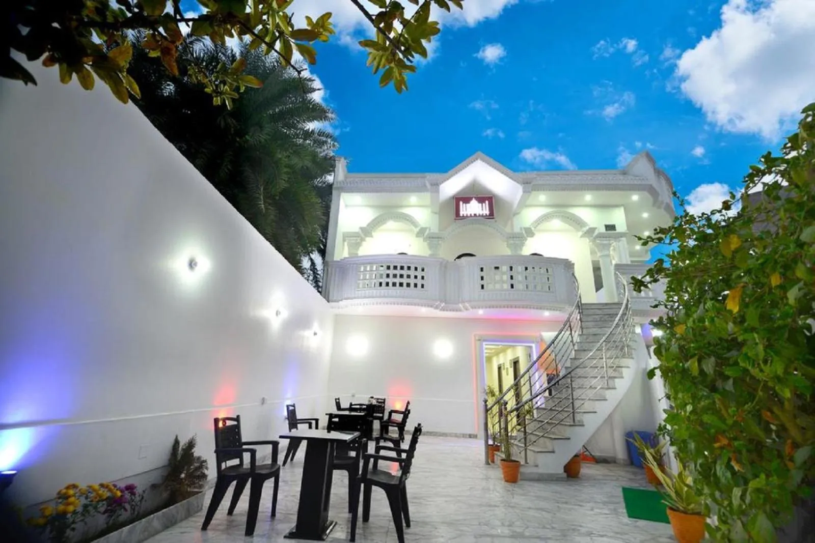 Property building in Taj Square A luxurious family homestay