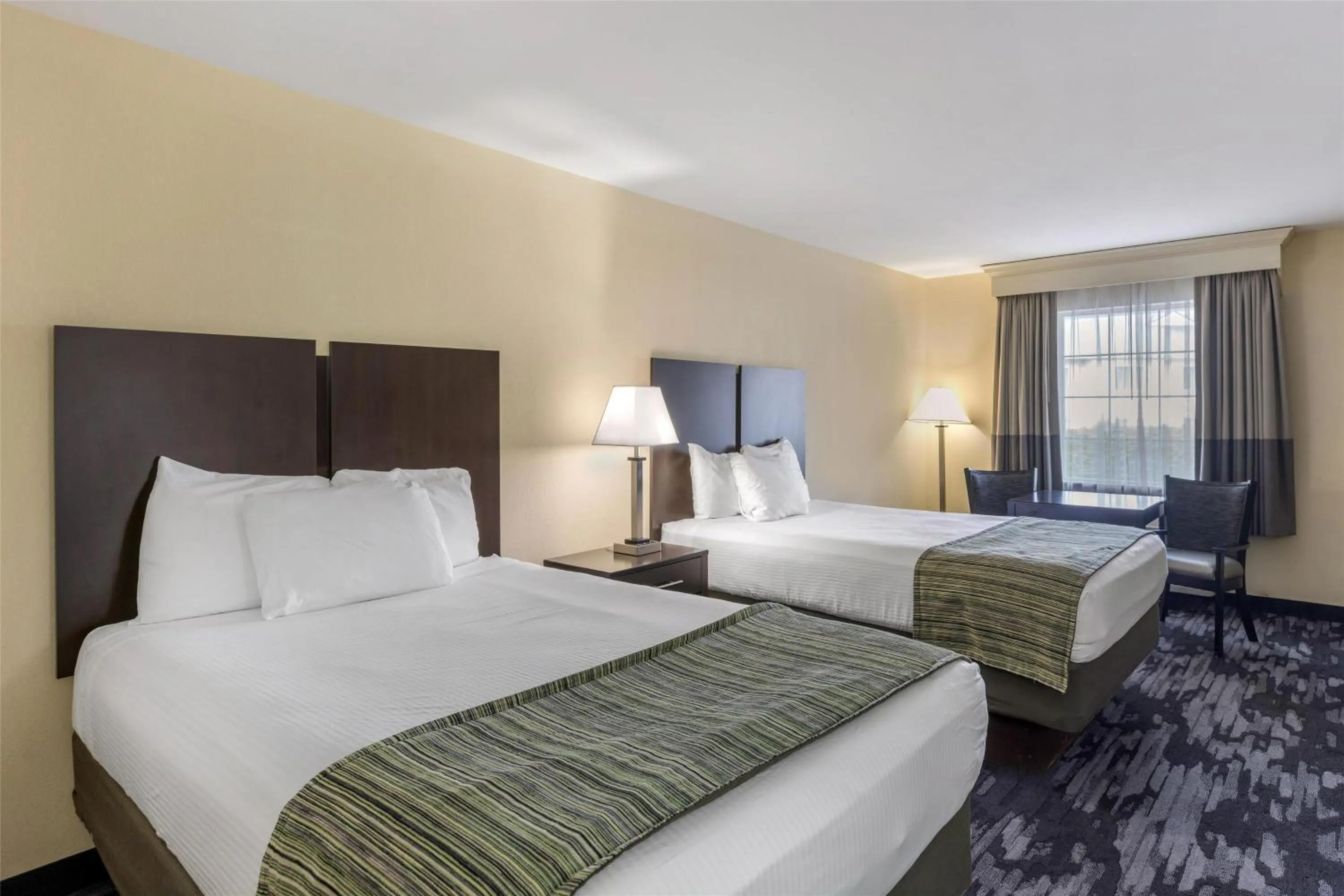 Bedroom, Bed in Best Western Parkside Inn