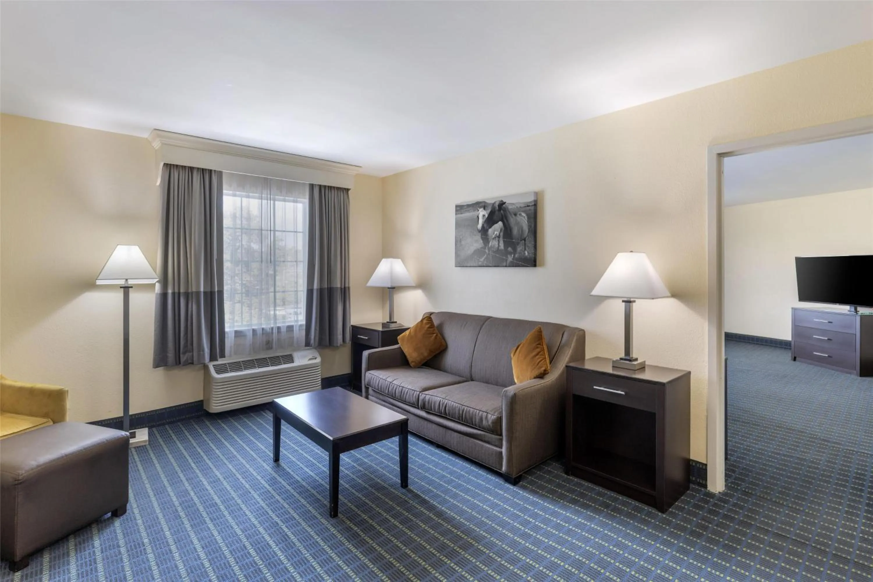 Bedroom, Bed in Best Western Parkside Inn