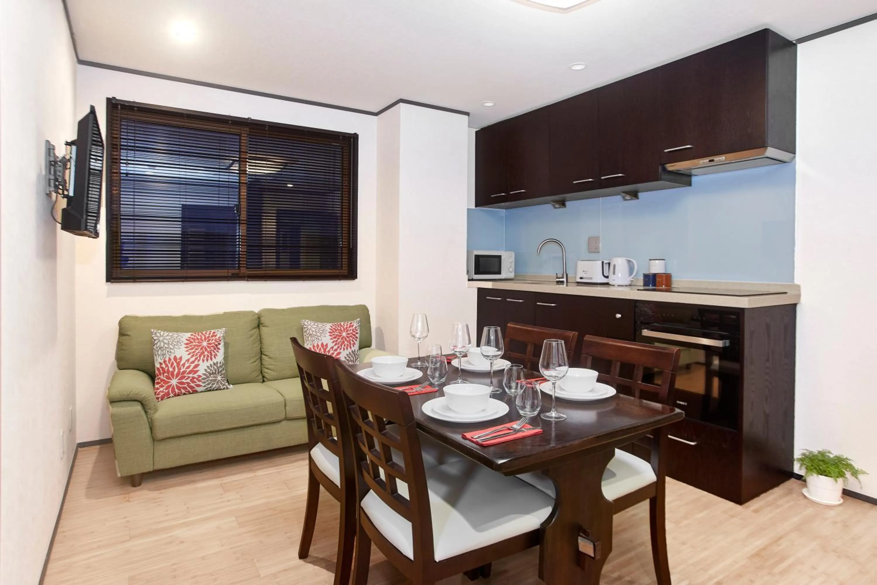 Coffee/tea facilities in The Address Akakura