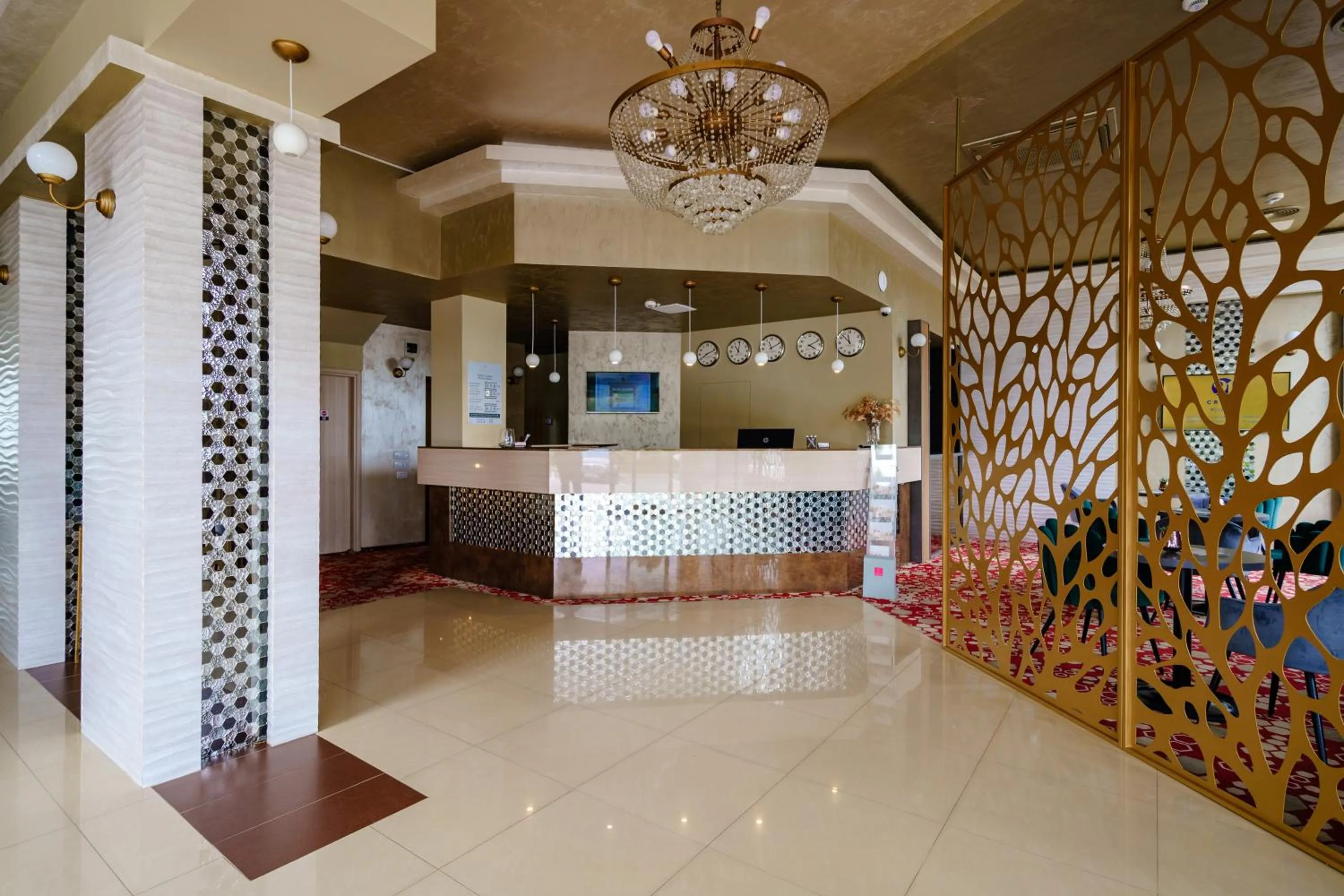 Lobby or reception in Bacolux Craiovita, Craiova