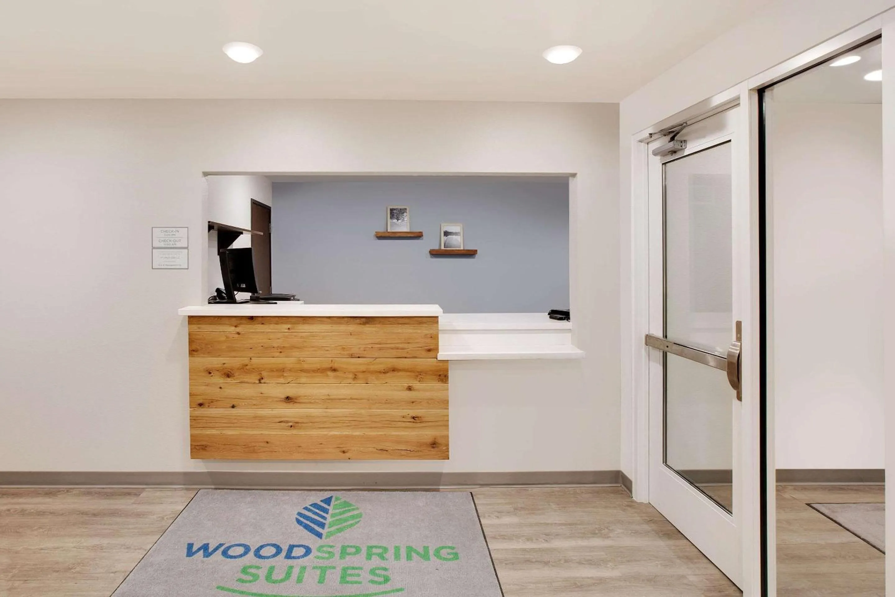 Lobby or reception in WoodSpring Suites Nashville near Rivergate