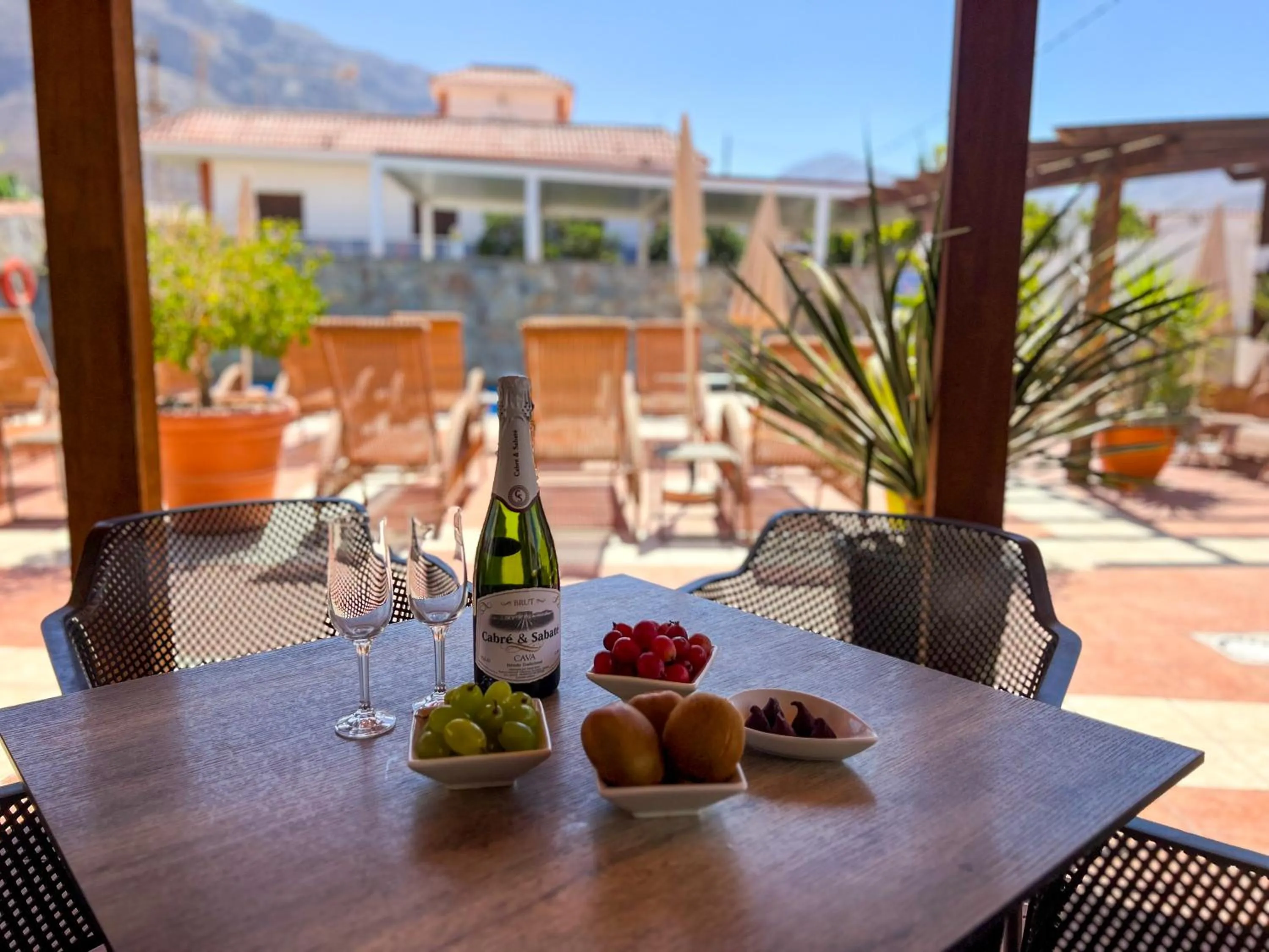 Dining area in Hotel La Aldea Suites