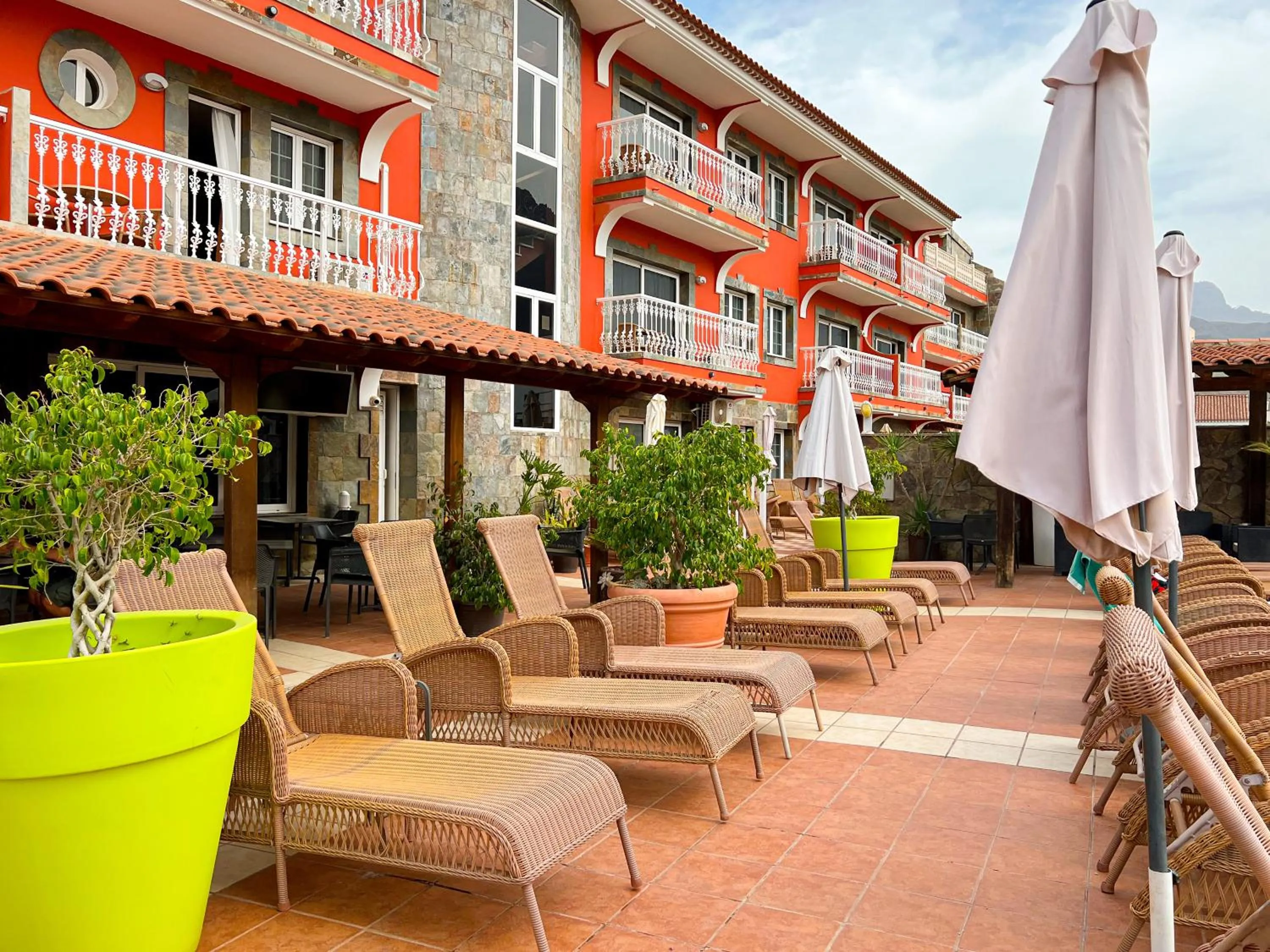 Solarium in Hotel La Aldea Suites
