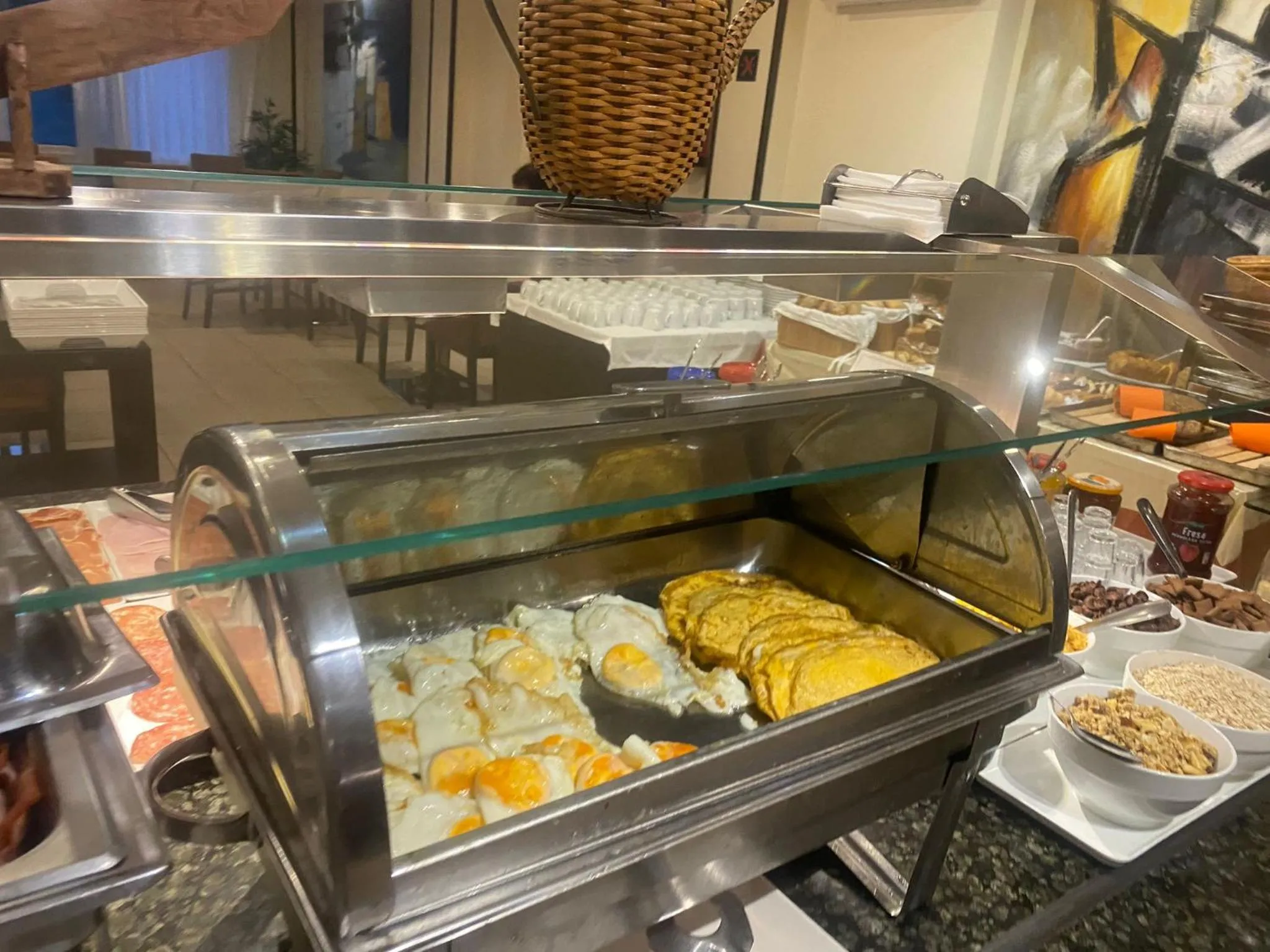 Breakfast in Hotel La Aldea Suites