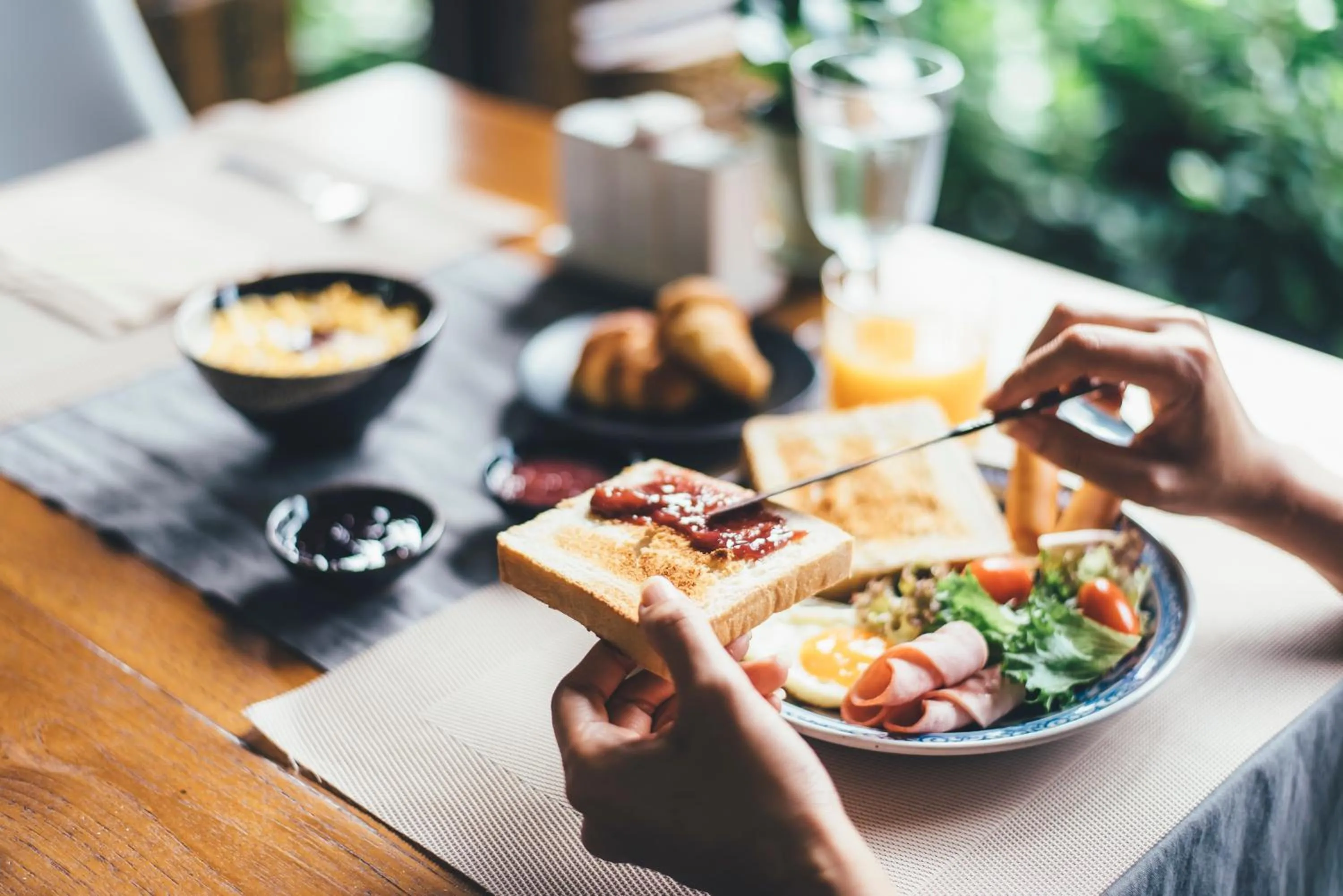 Food in Marine Beach Hotel Pattaya - SHA Plus