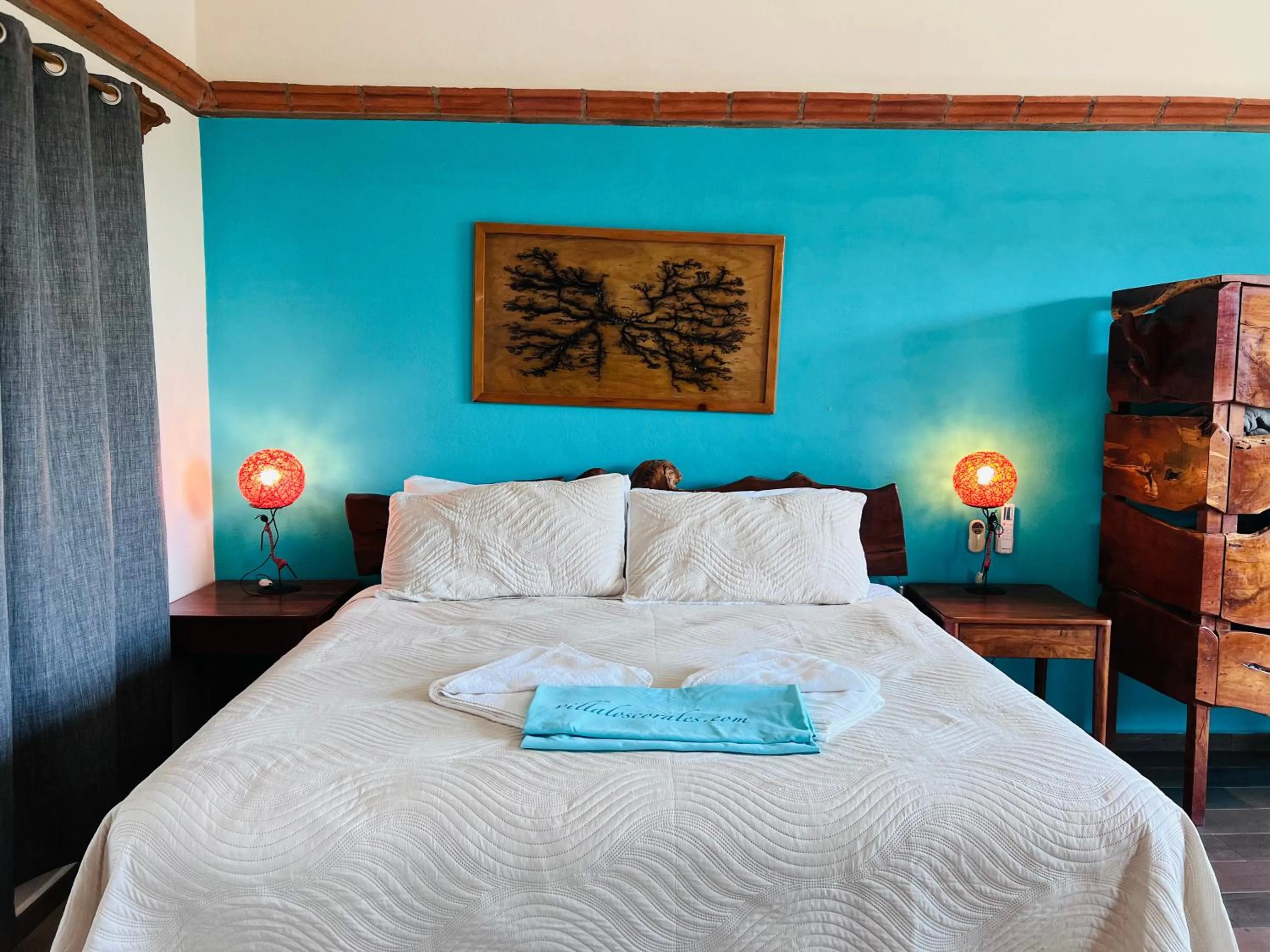 Photo of the whole room, Bed in Villa Los Corales