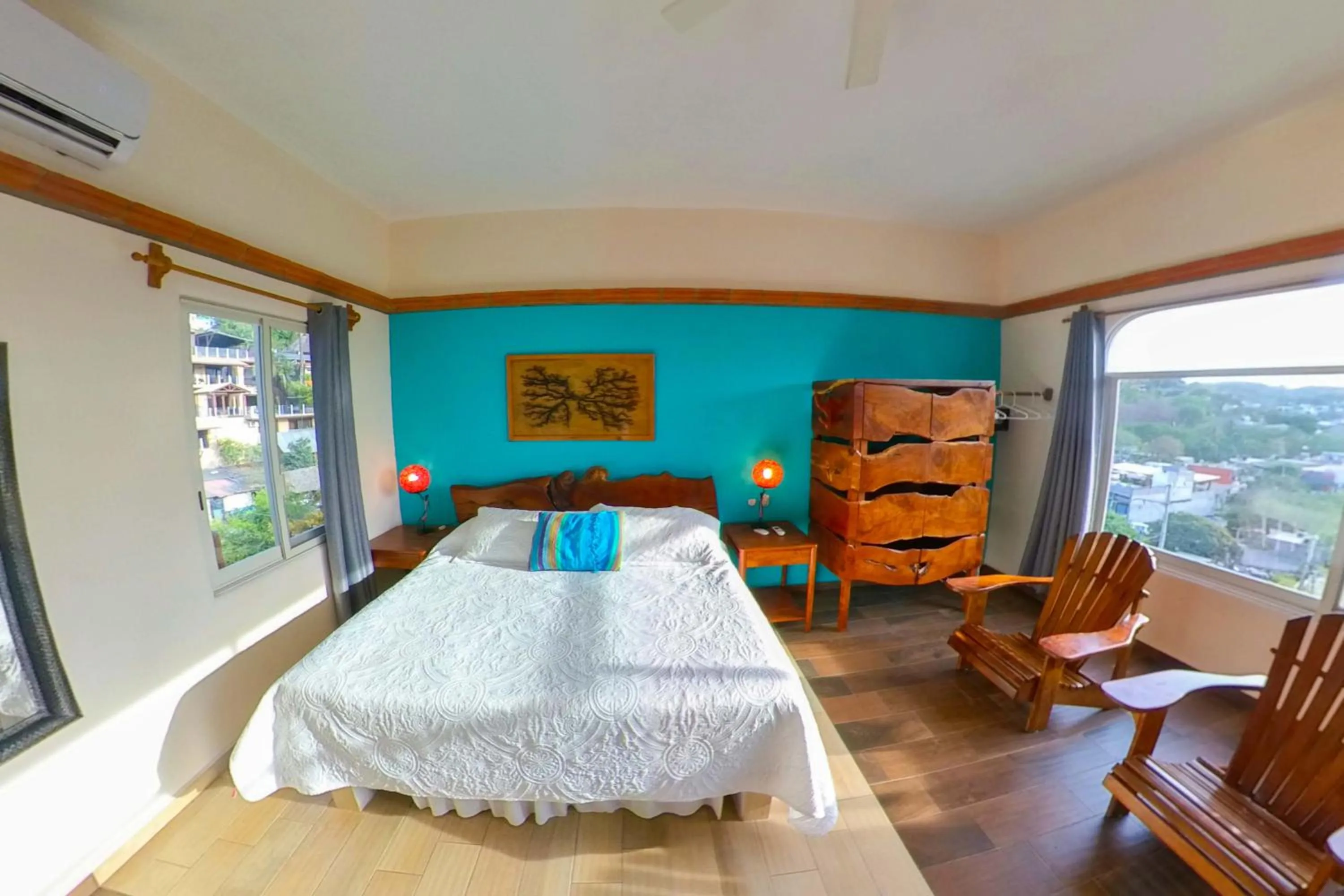 Photo of the whole room, Bed in Villa Los Corales