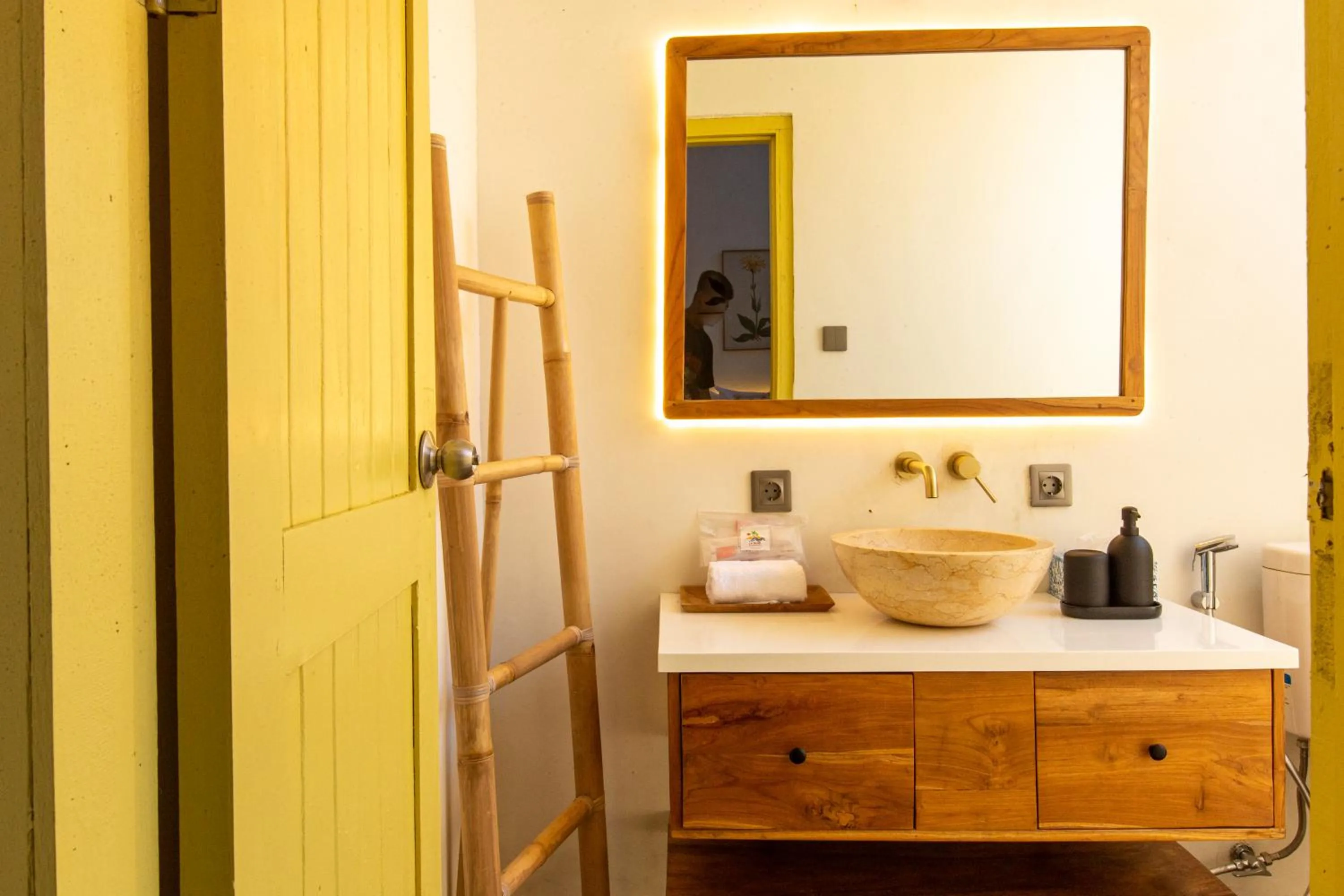 Bathroom in La Roja Bungalows