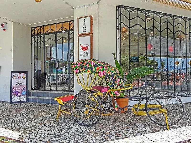 Restaurant/places to eat in Hello Kitty Signature Suite