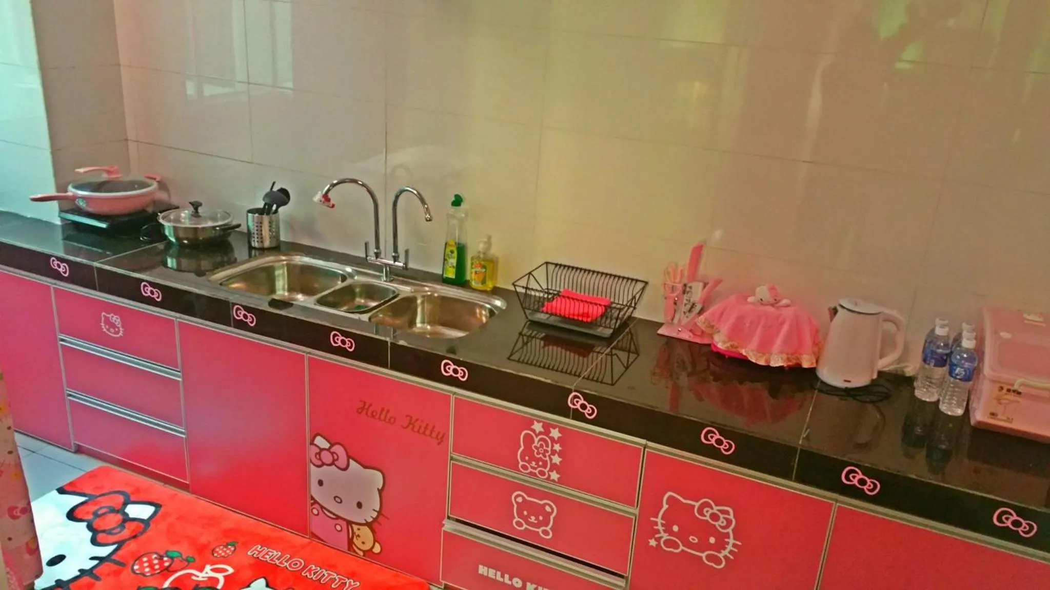 Kitchen or kitchenette in Hello Kitty Signature Suite
