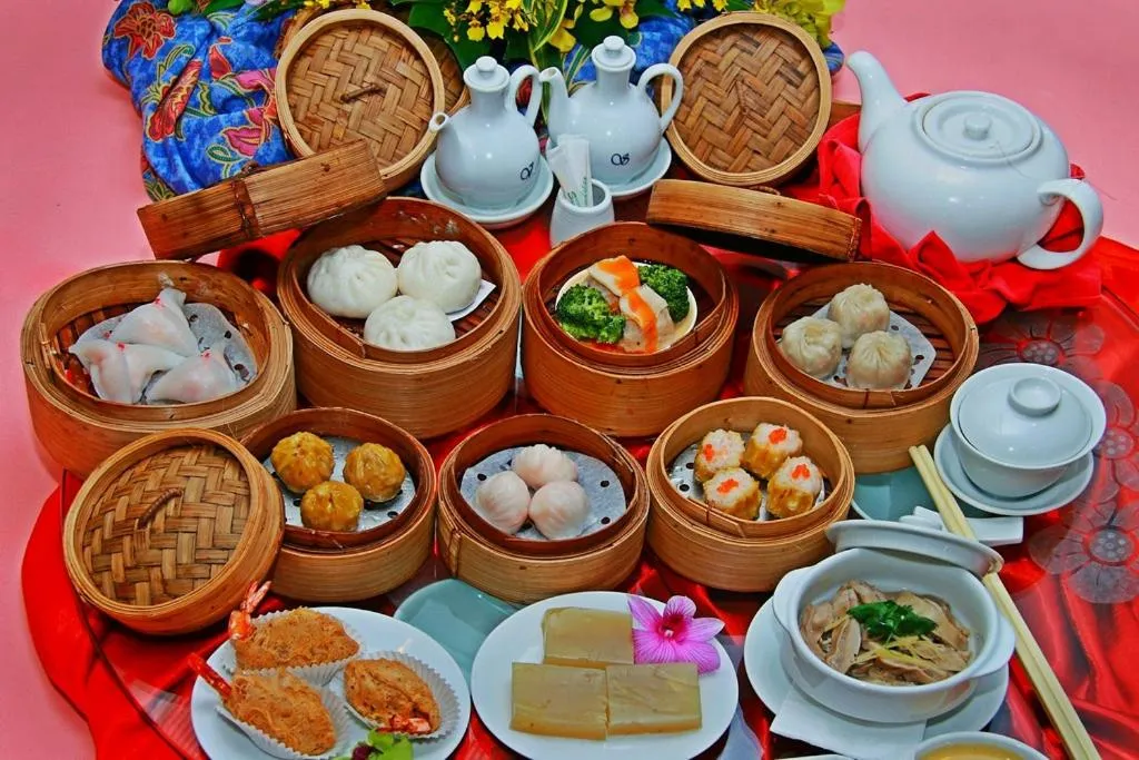 Restaurant/places to eat in Hello Kitty Signature Suite