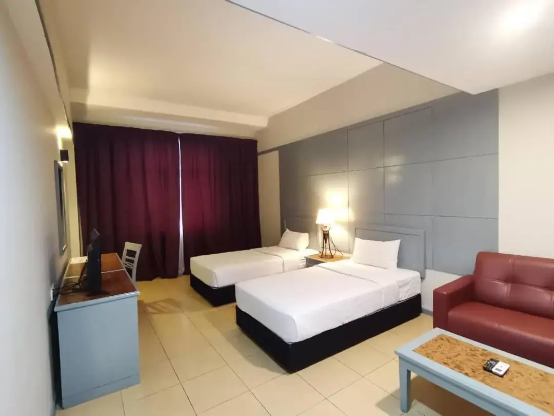 Photo of the whole room, Bed in Grace Hotel Lahad Datu Photo of the whole room, Bed in Grace Hotel Lahad Datu