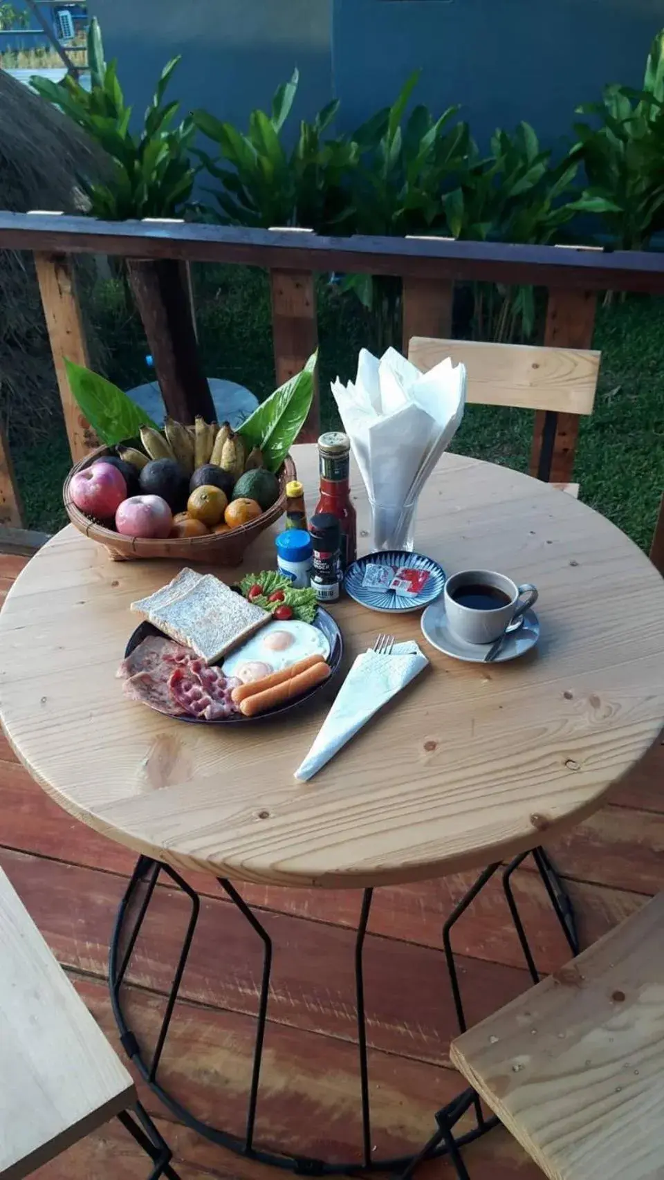 Breakfast in Nok Chan Mee Na Breakfast in Nok Chan Mee Na