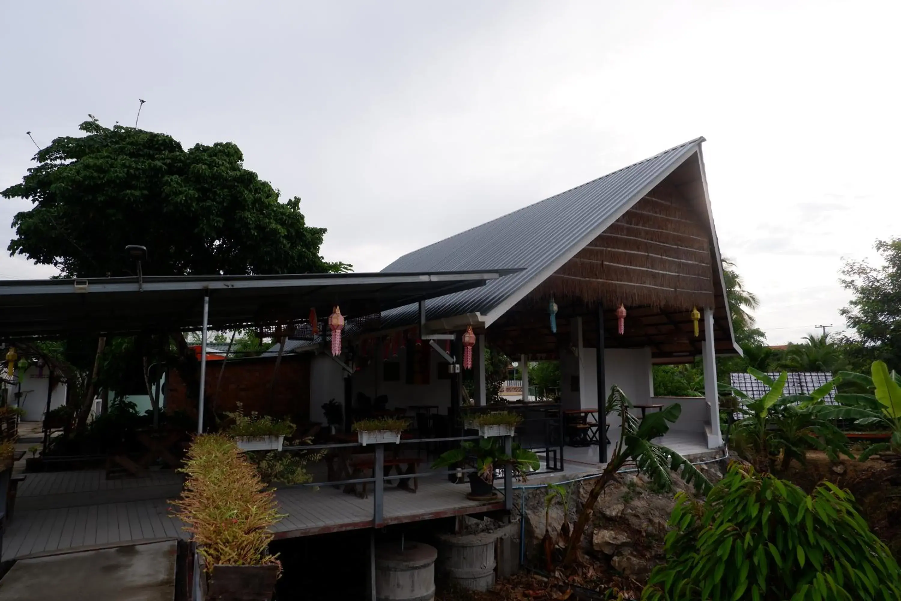 Restaurant/places to eat in Nok Chan Mee Na Restaurant/places to eat in Nok Chan Mee Na
