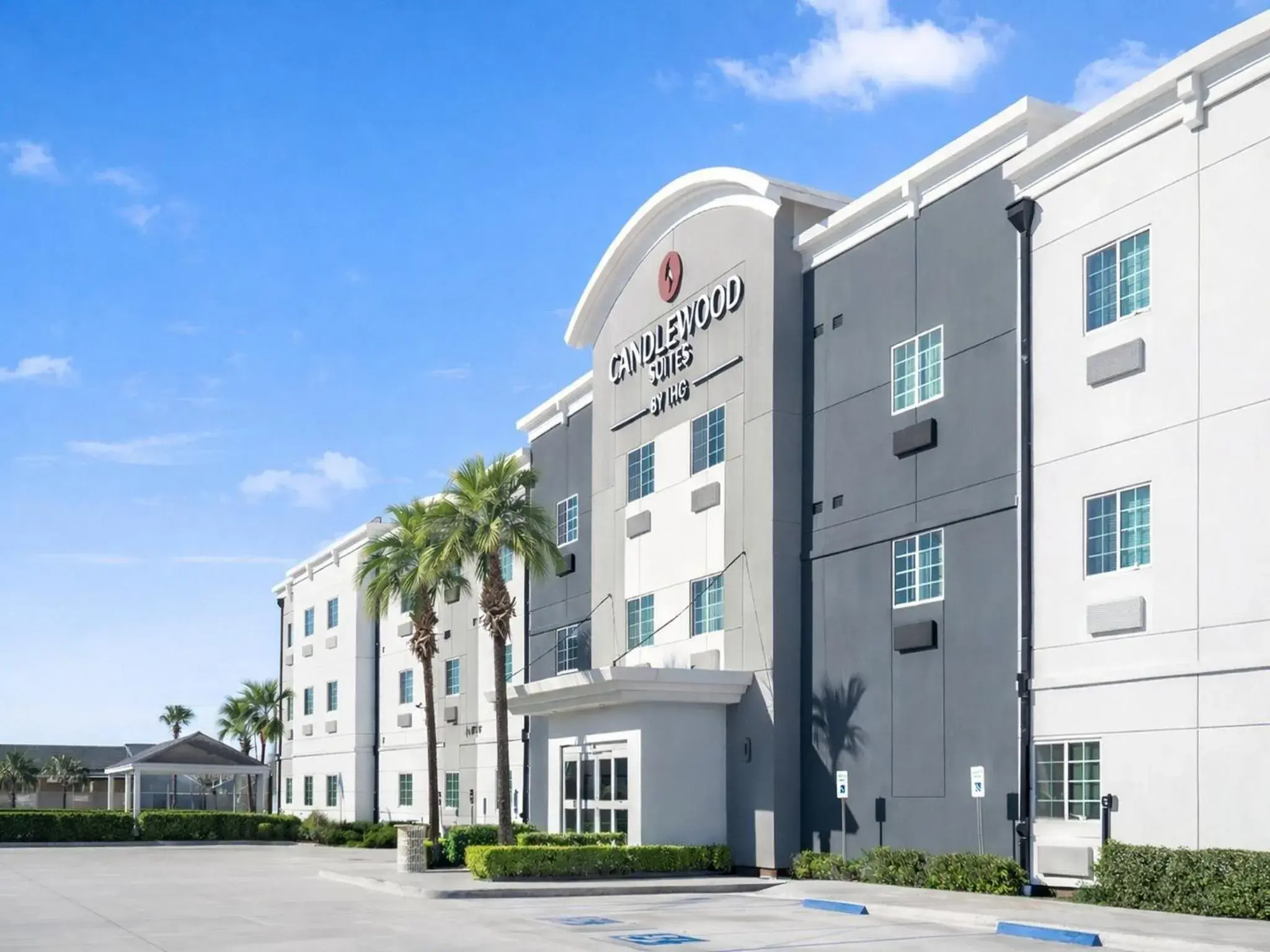 Property building in Candlewood Suites Avondale-New Orleans by IHG Property building in Candlewood Suites Avondale-New Orleans by IHG