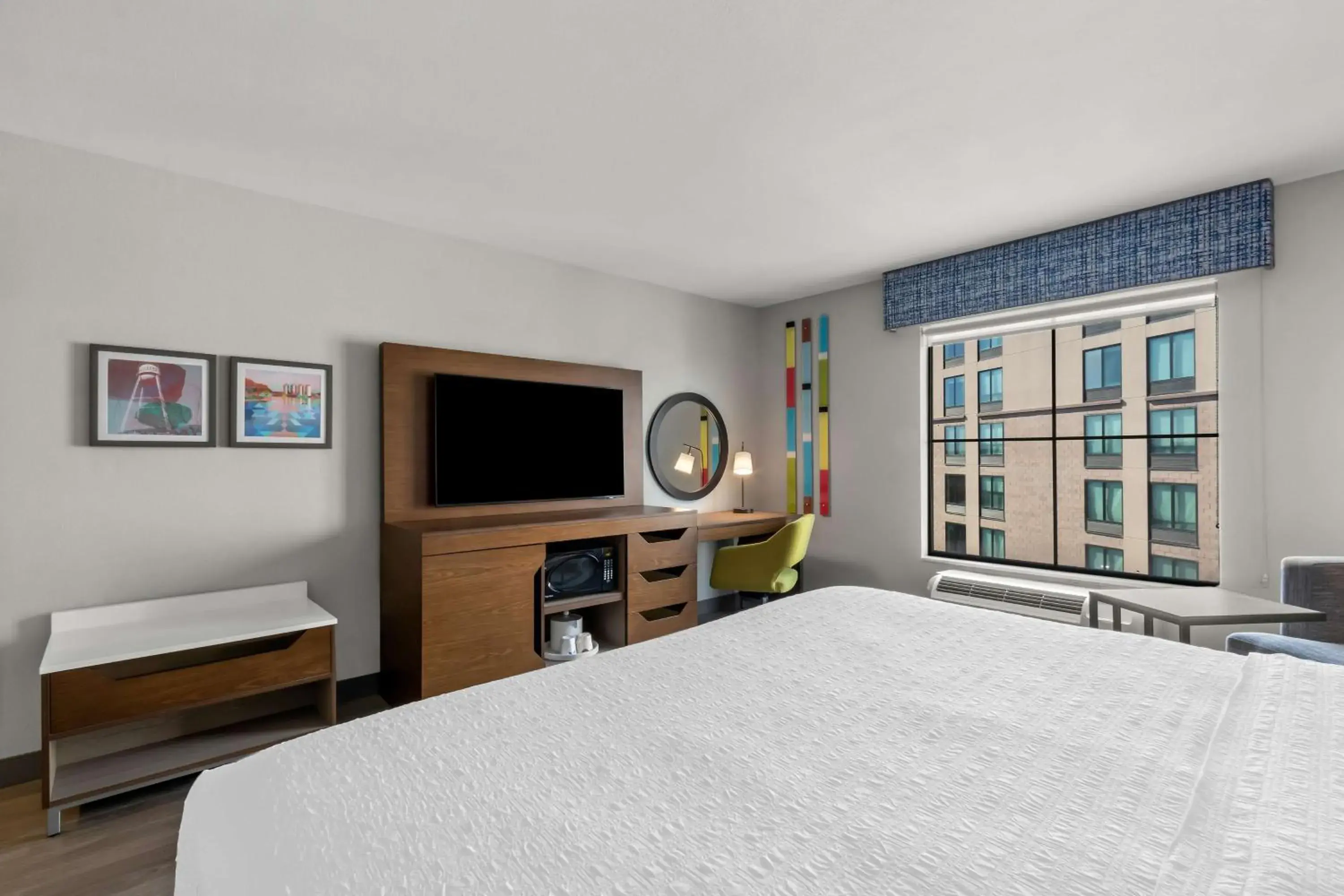 Bed in Hampton Inn & Suites Phoenix/Gilbert Bed in Hampton Inn & Suites Phoenix/Gilbert