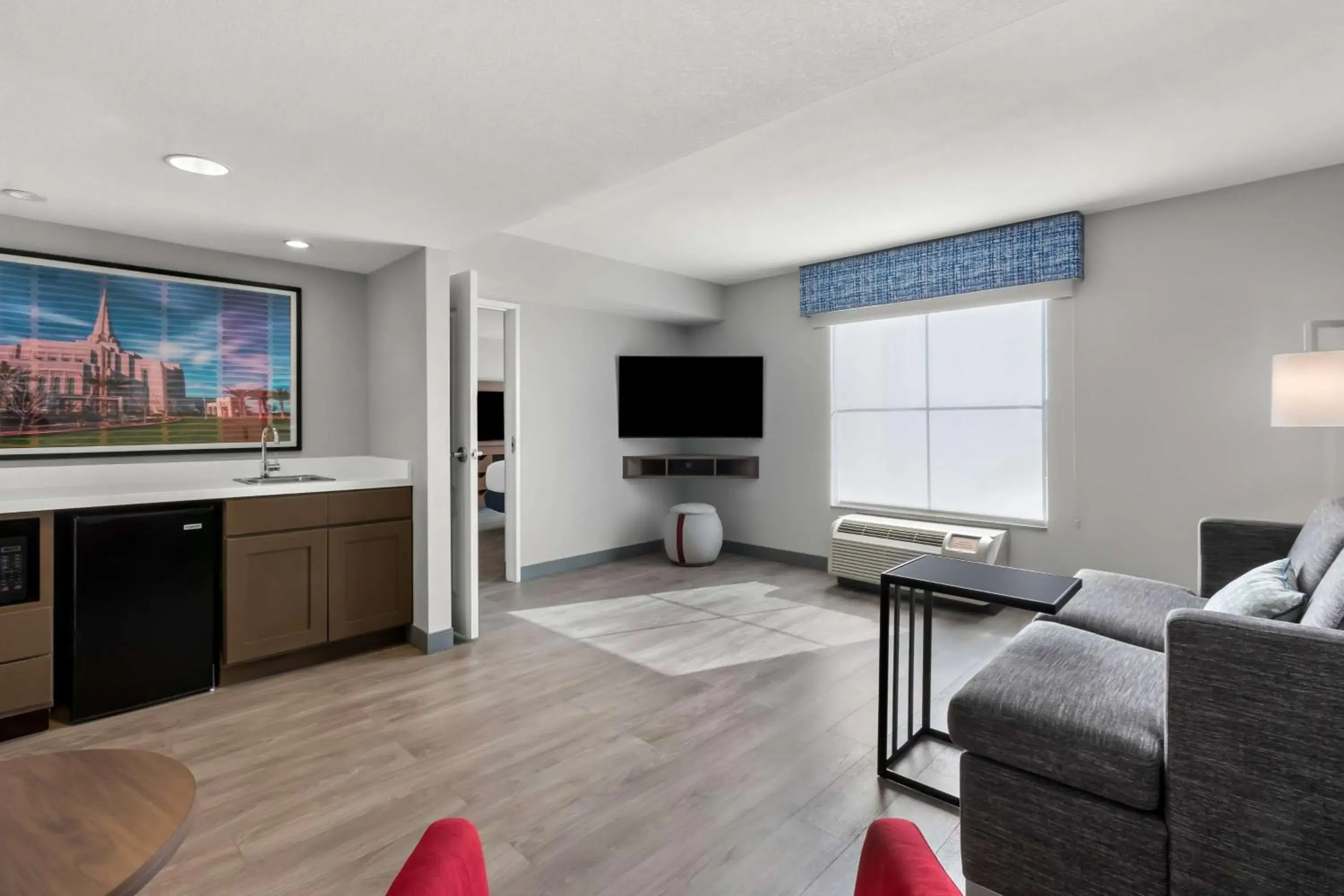 Living room in Hampton Inn & Suites Phoenix/Gilbert Living room in Hampton Inn & Suites Phoenix/Gilbert