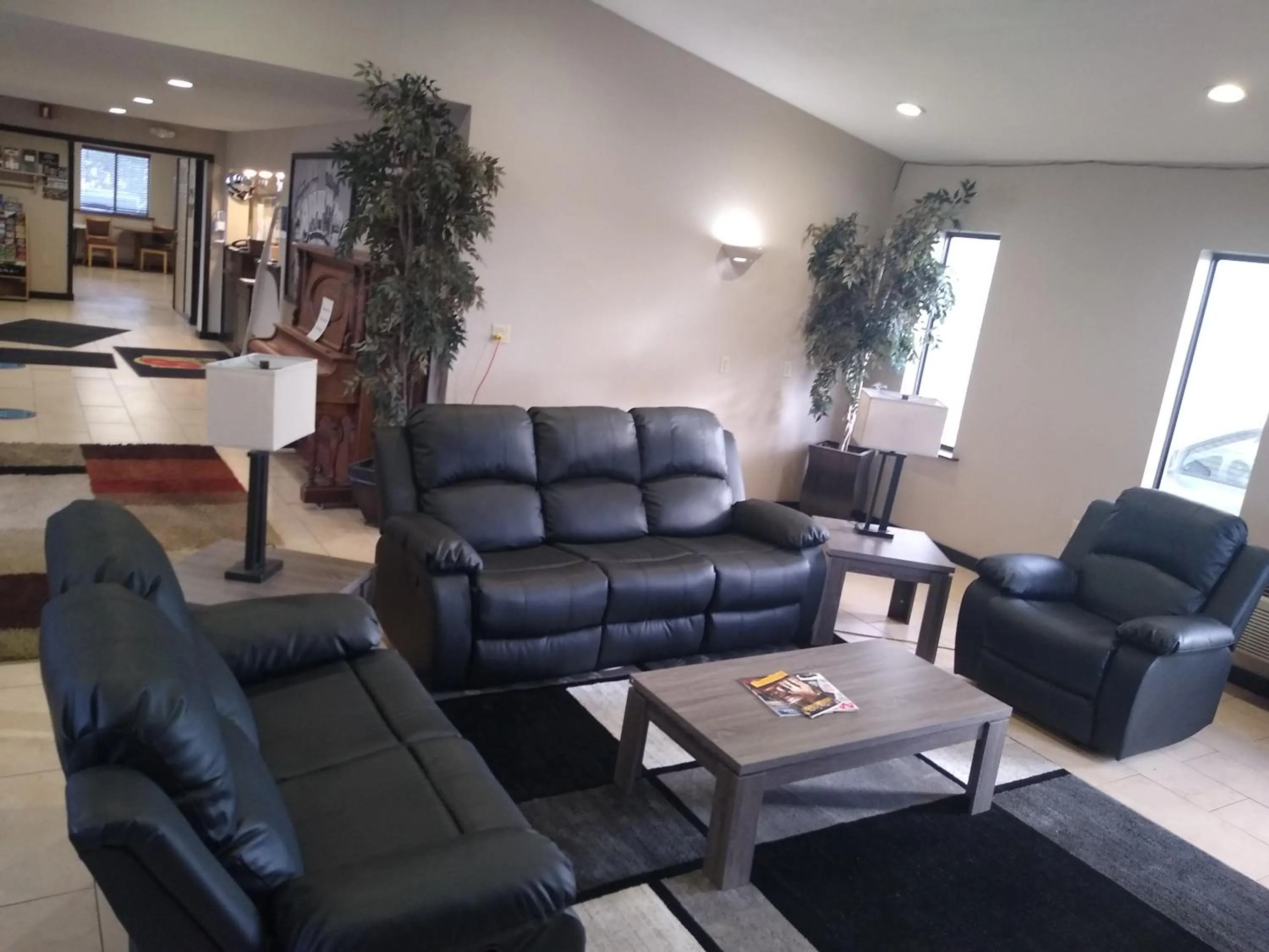 Lobby or reception in Super 8 by Wyndham Billings