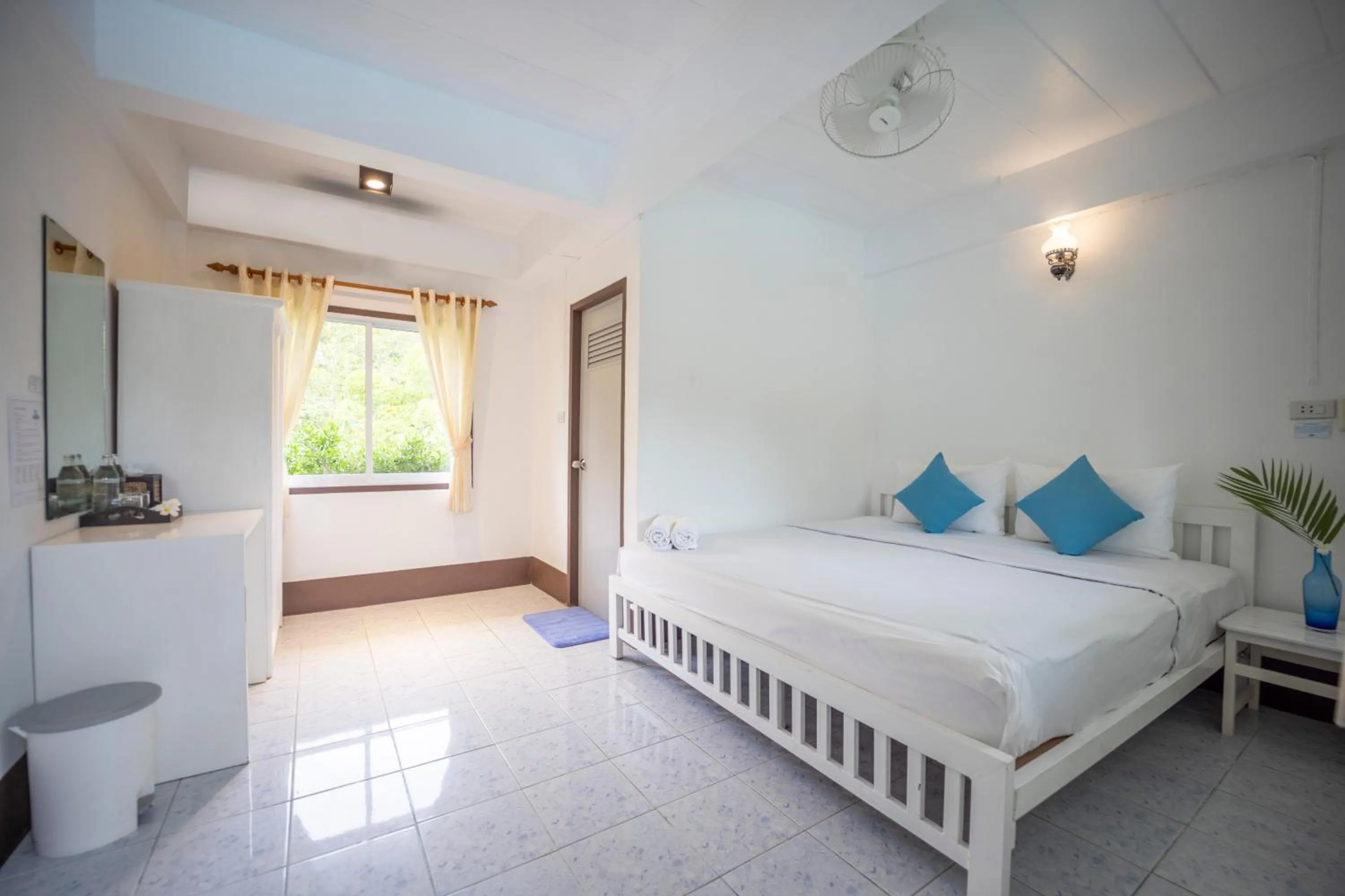 Shower, Bed in Assava Dive Resort - SHA Plus