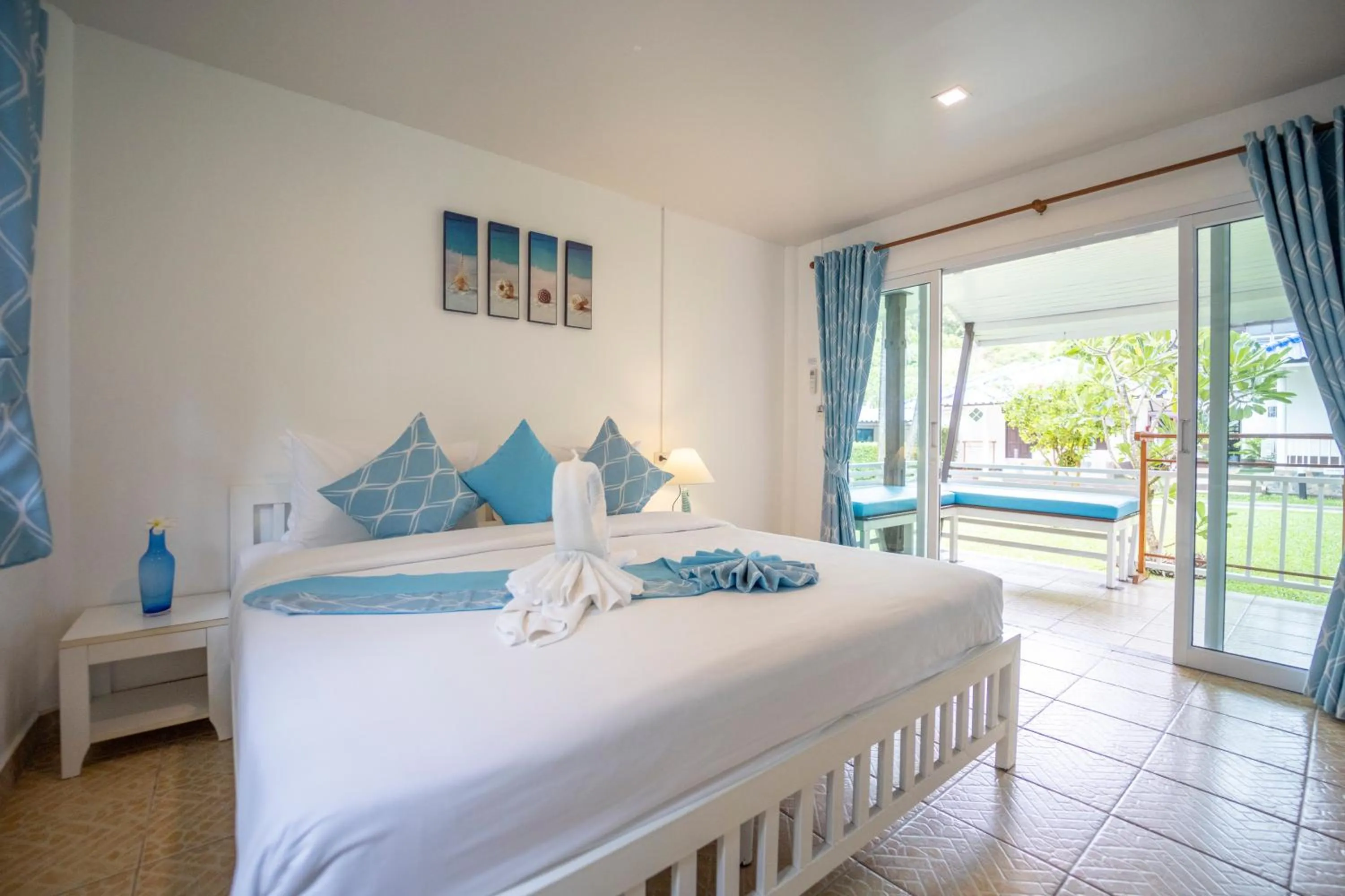 Bed in Assava Dive Resort - SHA Plus