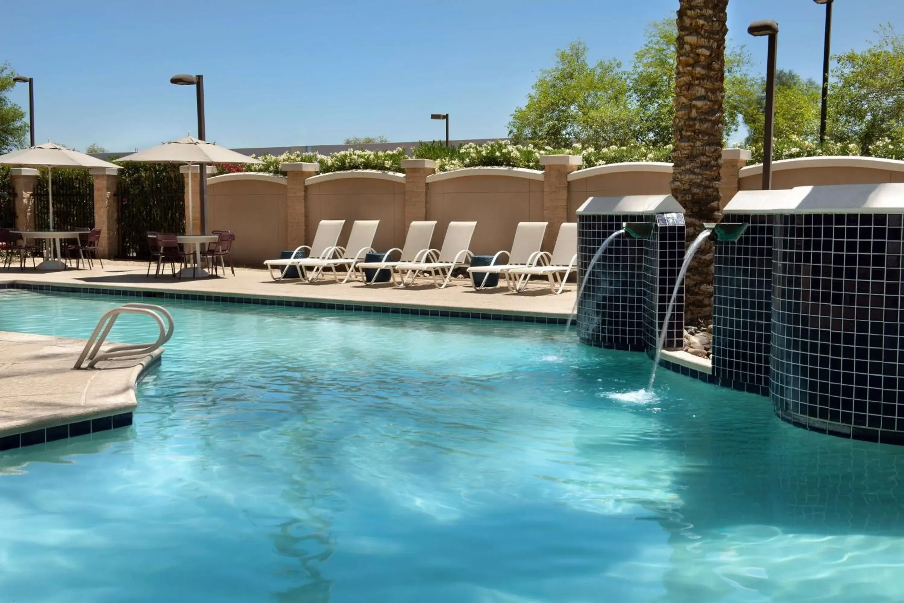 Pool view in Hilton Phoenix Chandler Pool view in Hilton Phoenix Chandler