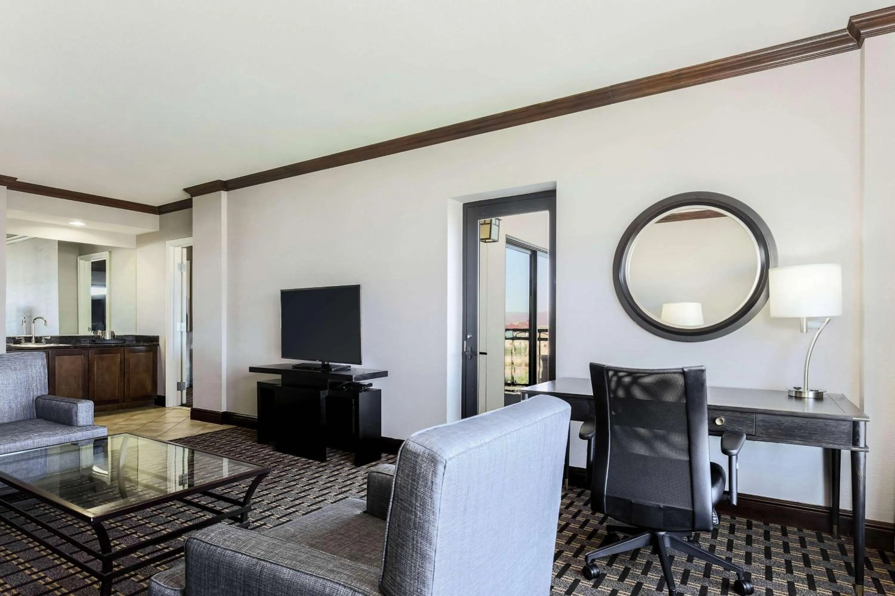 Living room in Hilton Phoenix Chandler