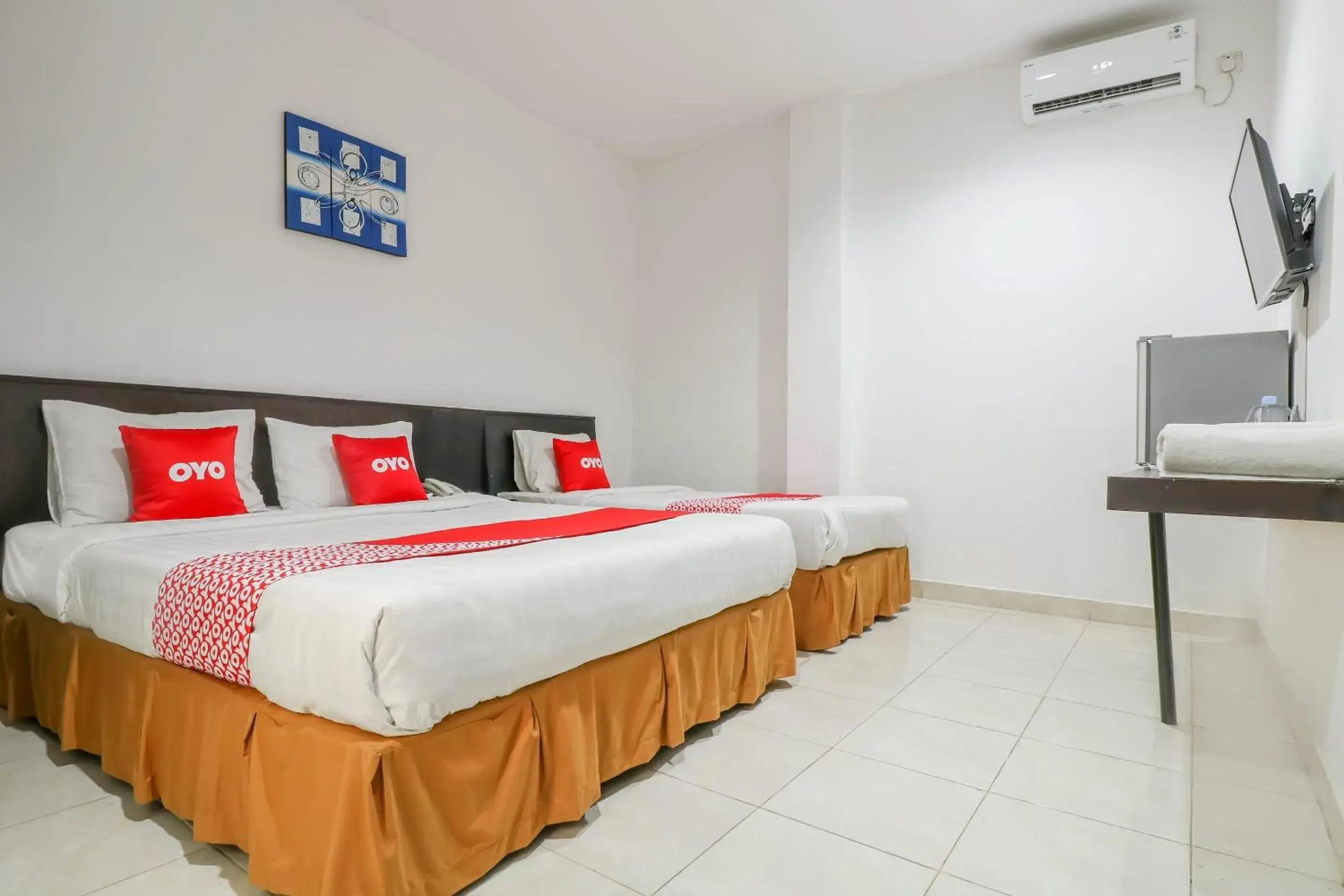 Superior Suite in Capital O 1666 Grand Pudjawan Hotel Near Kuta Beach Superior Suite in Capital O 1666 Grand Pudjawan Hotel Near Kuta Beach