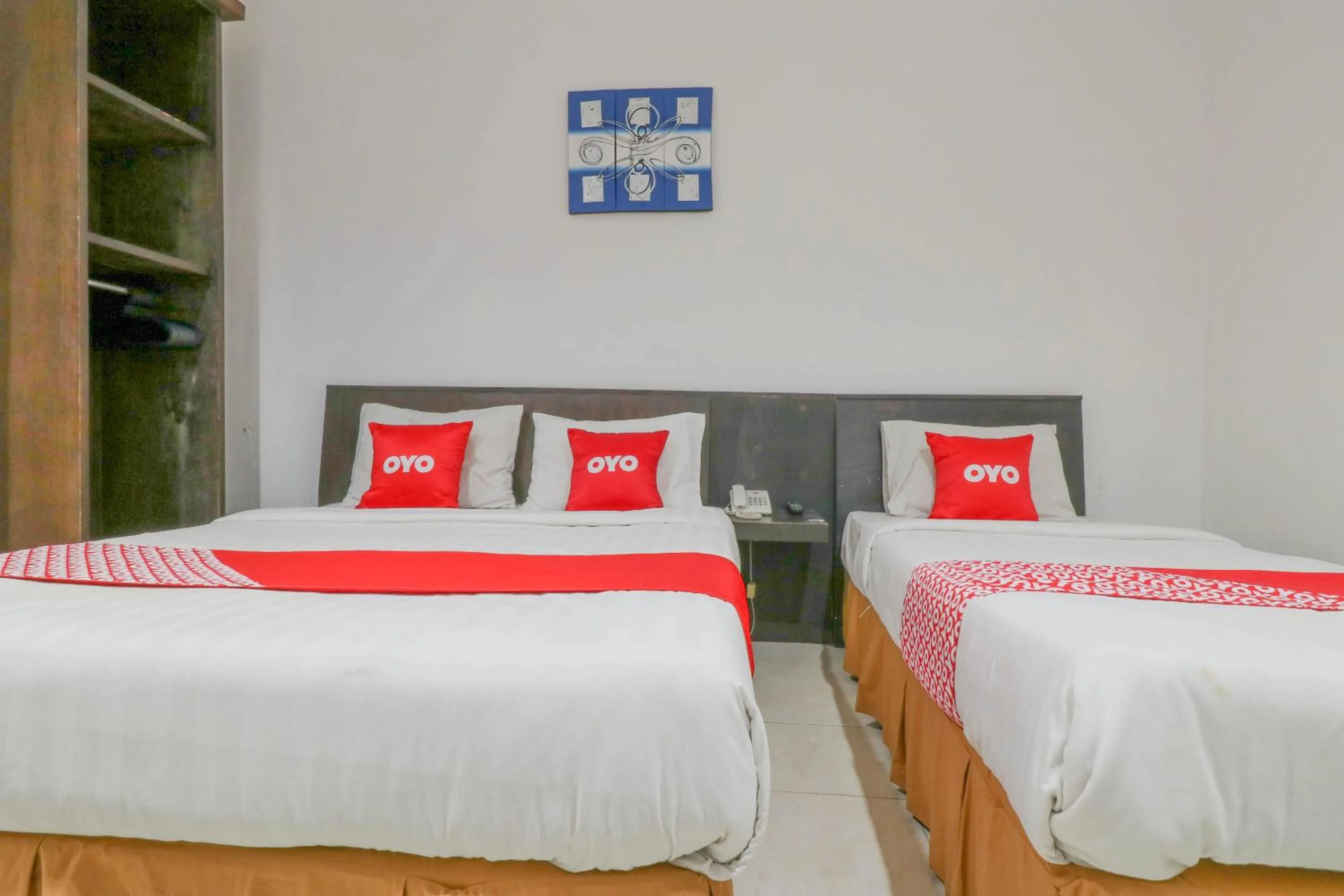 Bedroom, Bed in Capital O 1666 Grand Pudjawan Hotel Near Kuta Beach