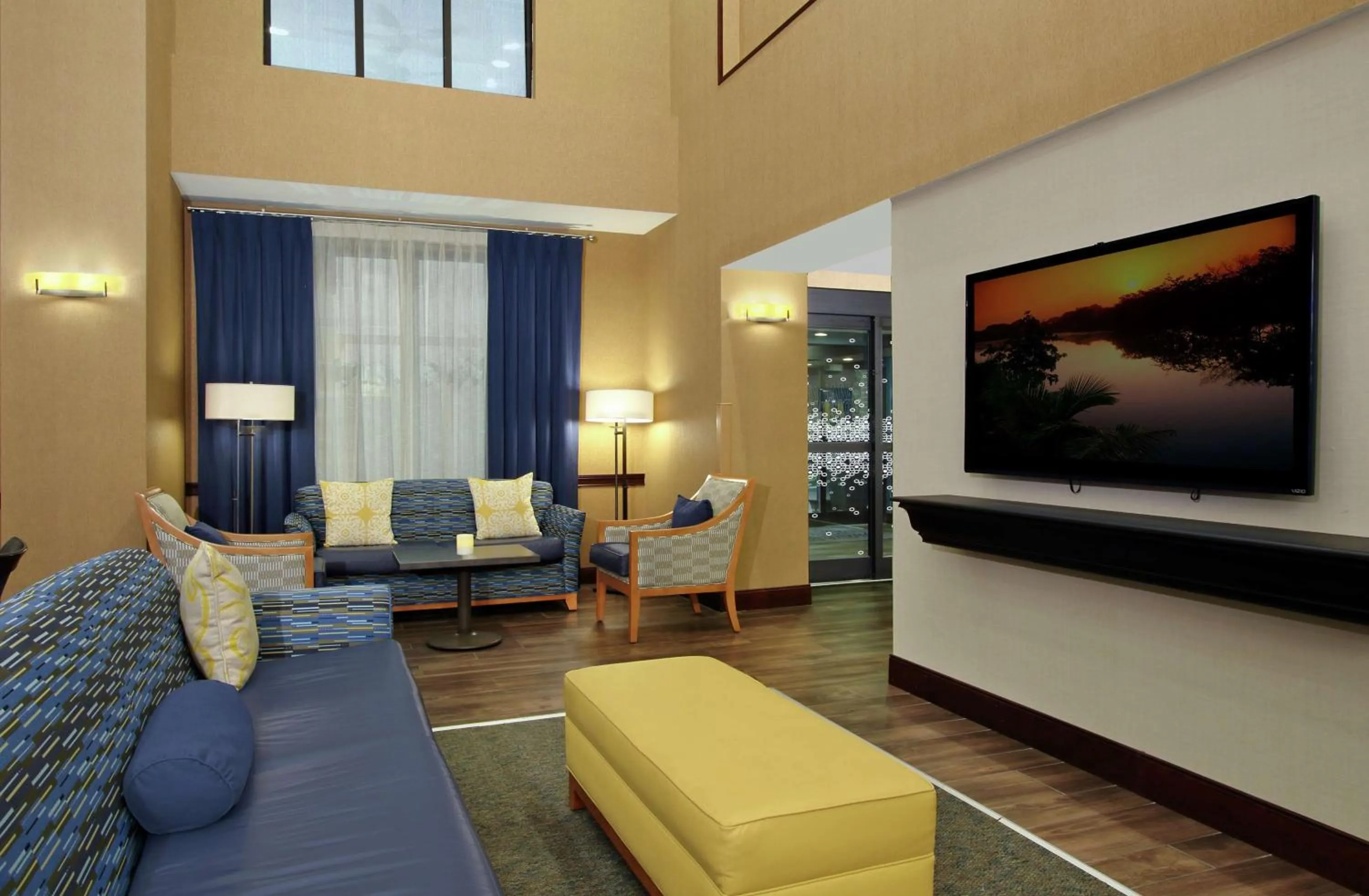 Lobby or reception in Hampton Inn & Suites Murray