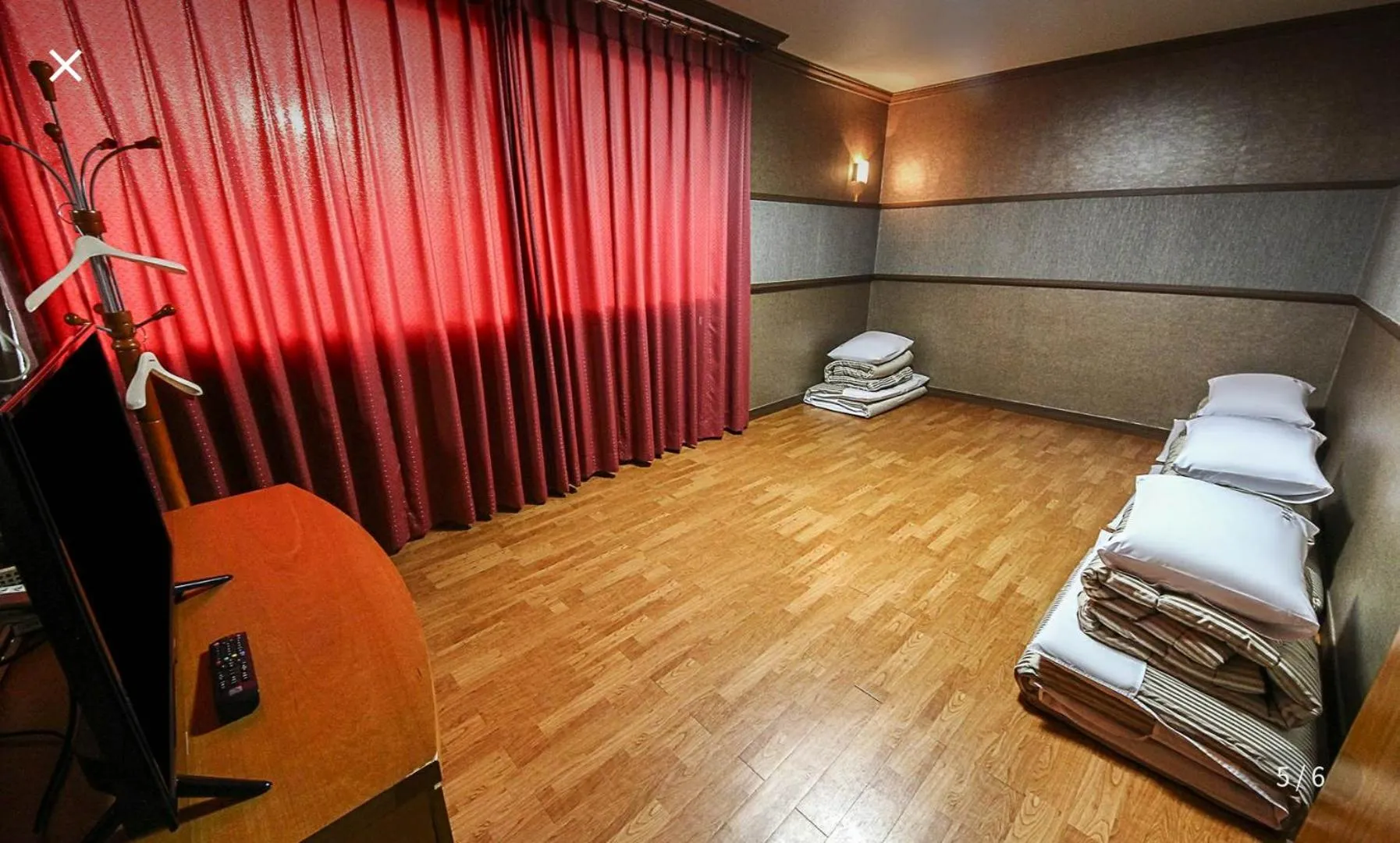 Bedroom, Bed in Seolhwa Motel