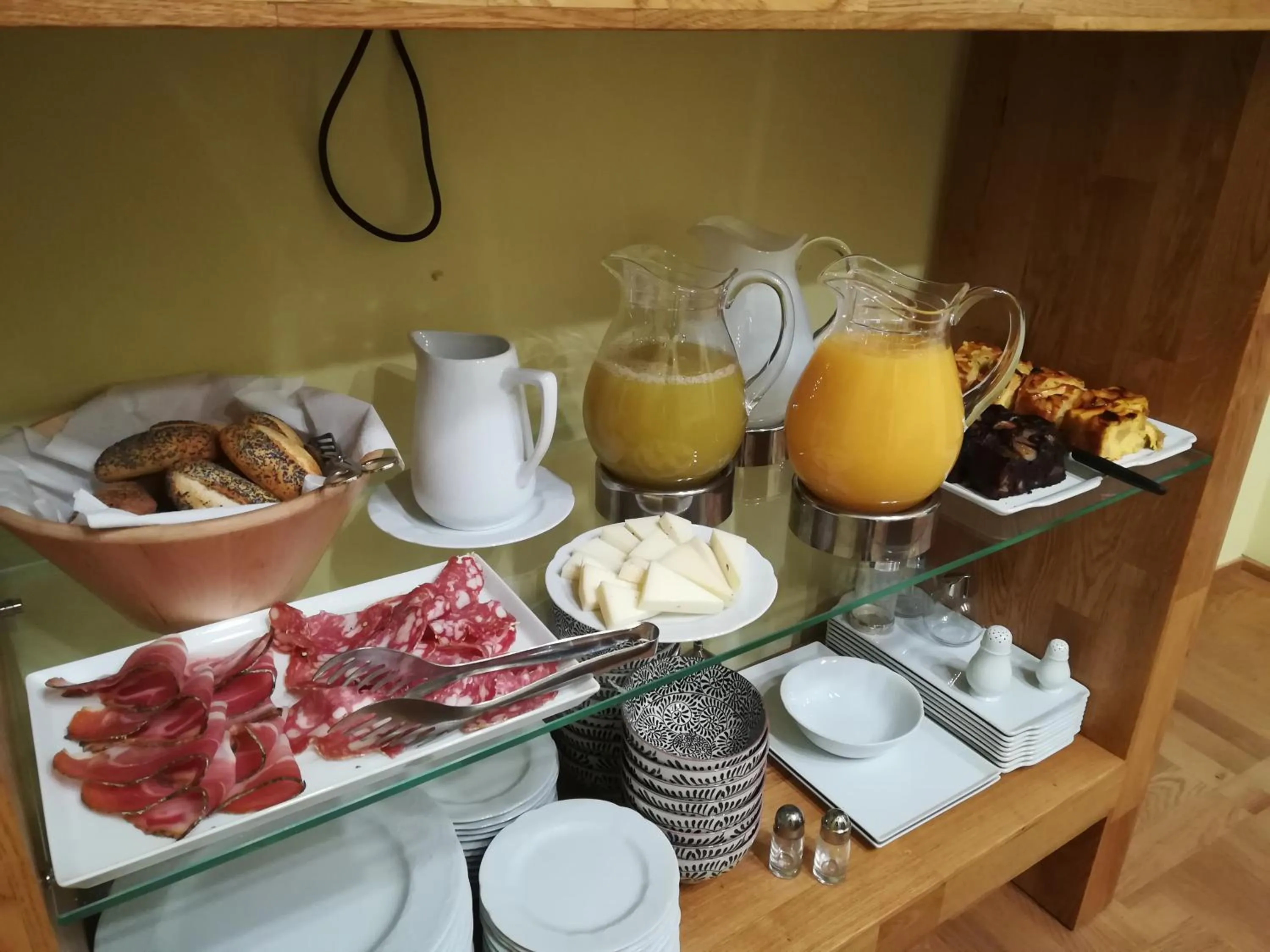 Breakfast in Hotel la Scala