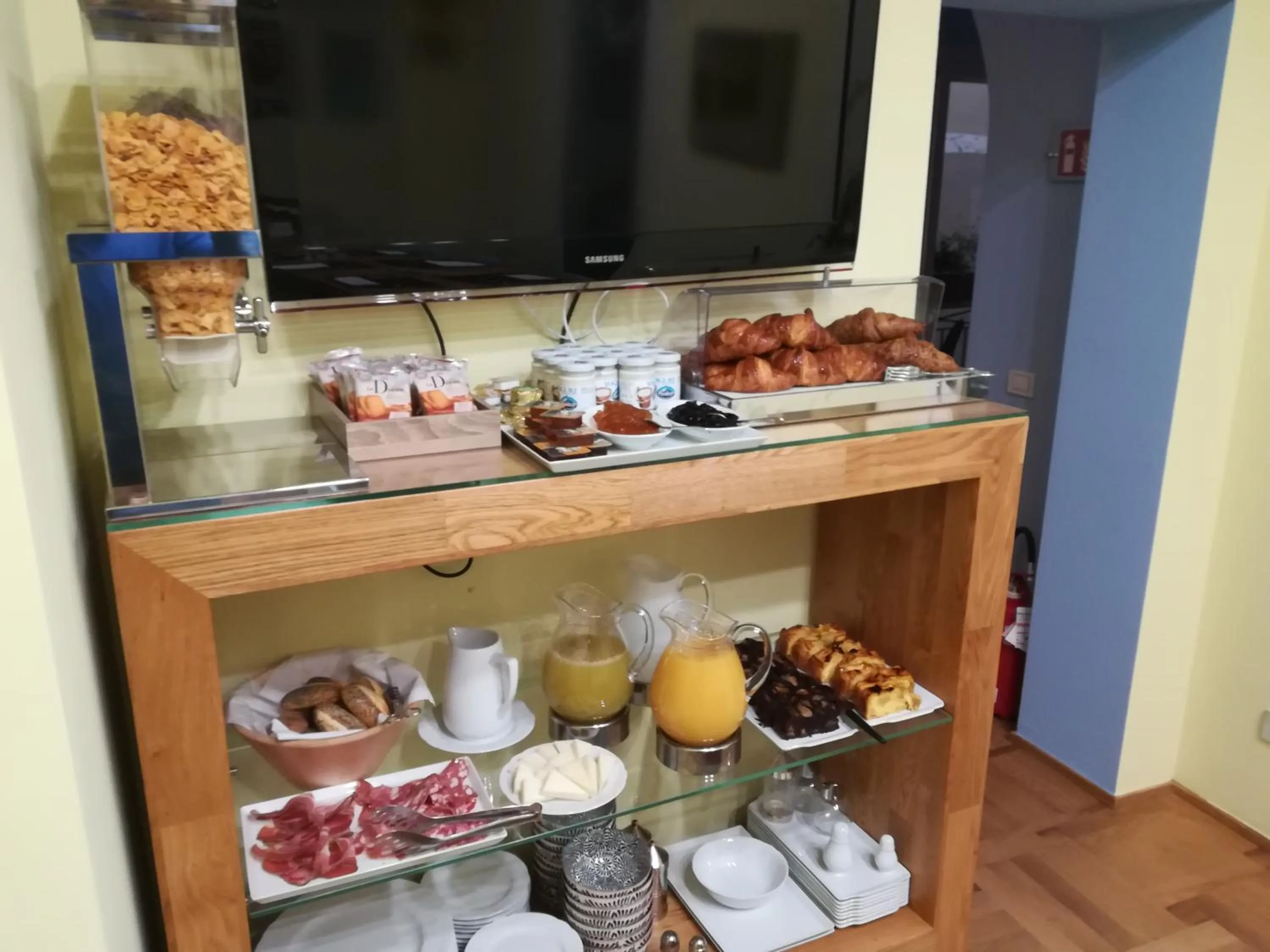 Breakfast in Hotel la Scala