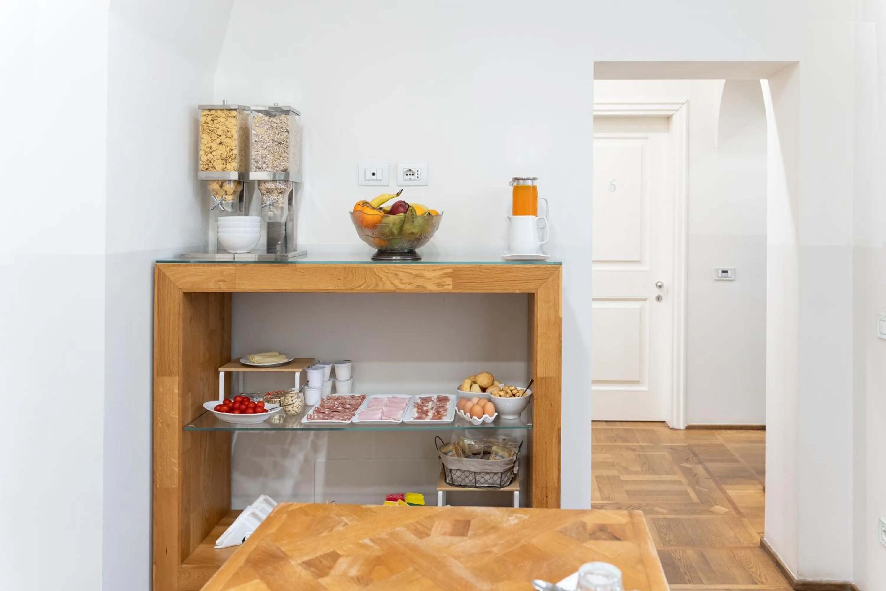 Breakfast in Hotel la Scala