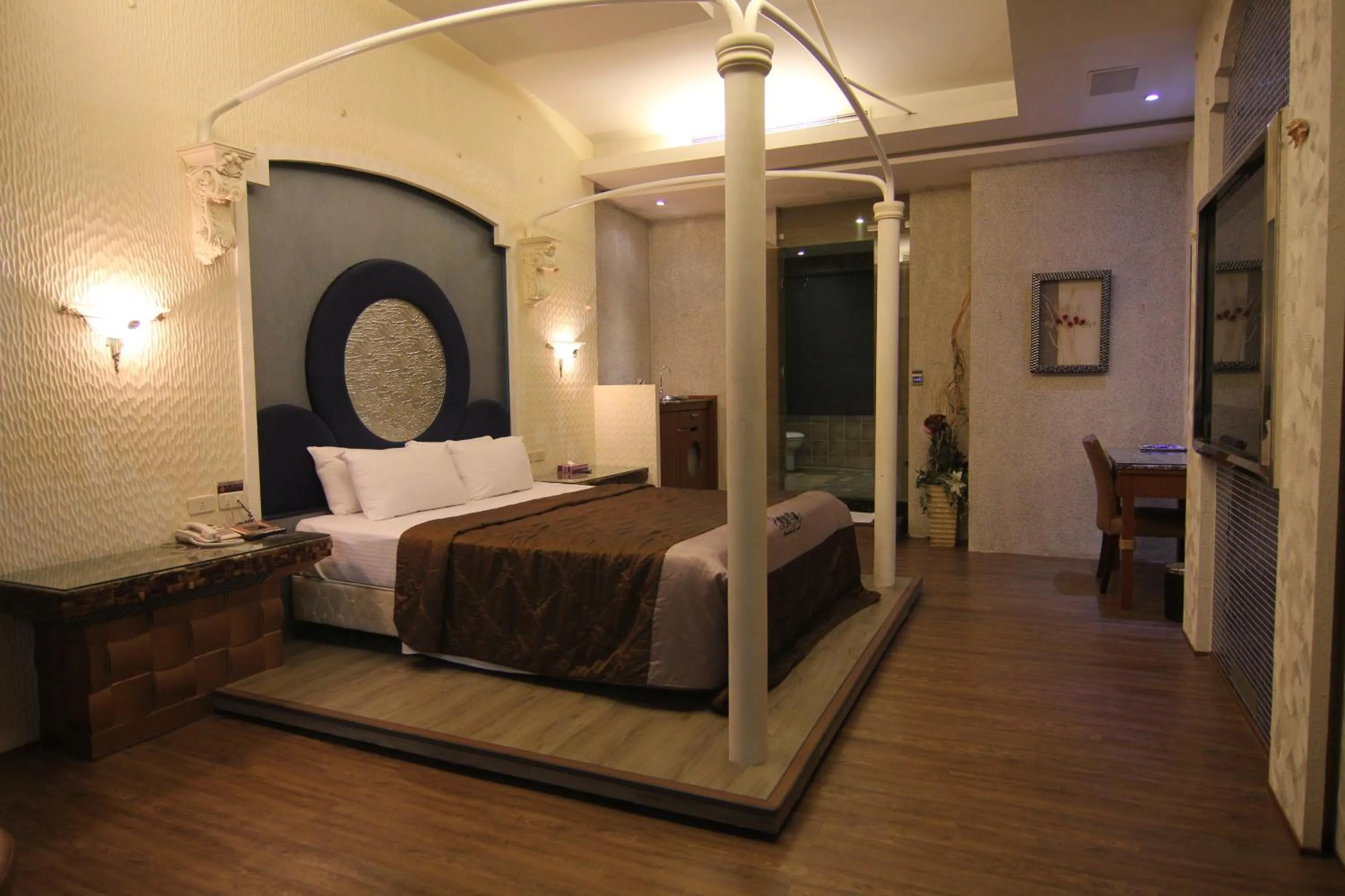 Bed in Romantic Code Art Motel