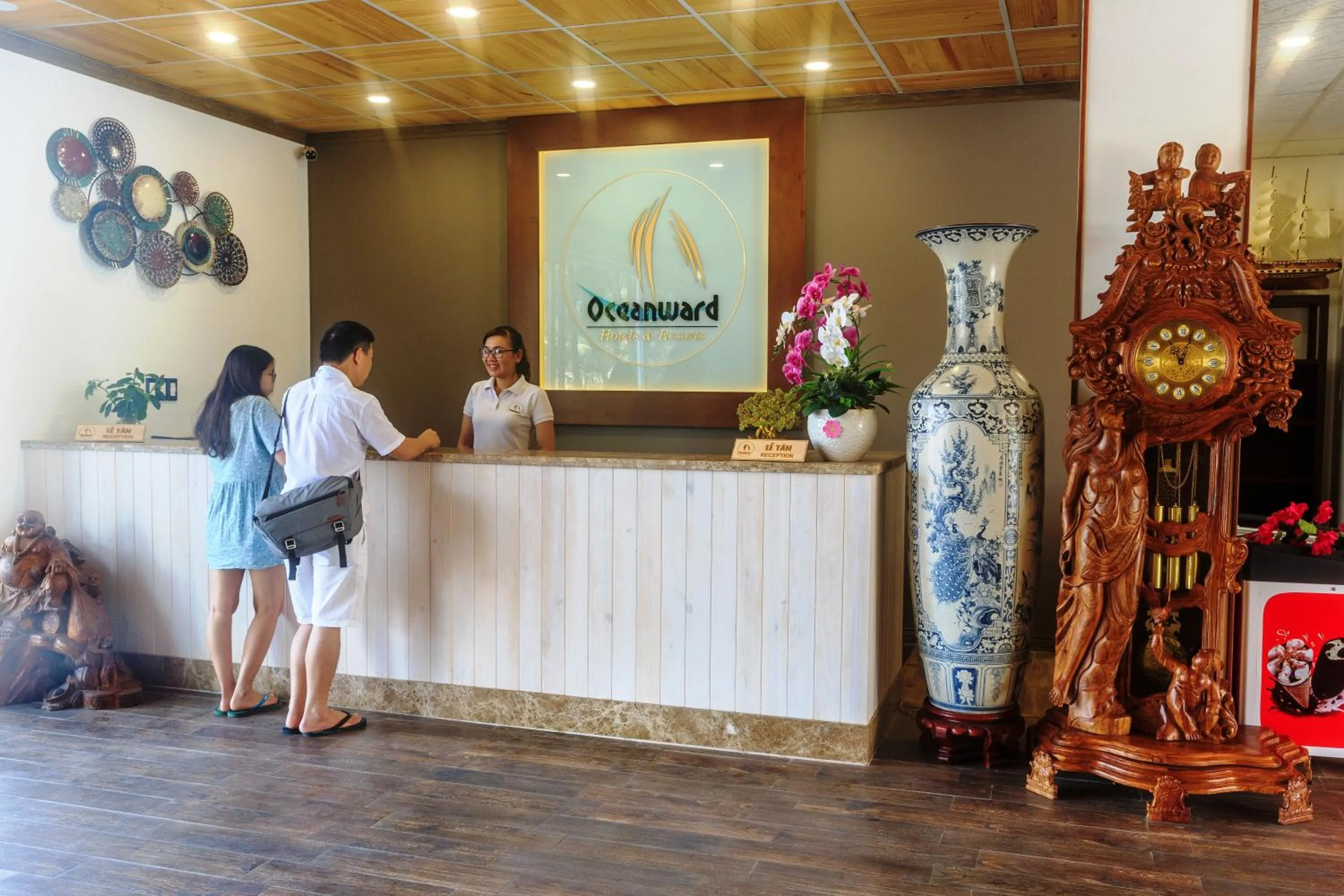 Oceanward Hotel & Resort