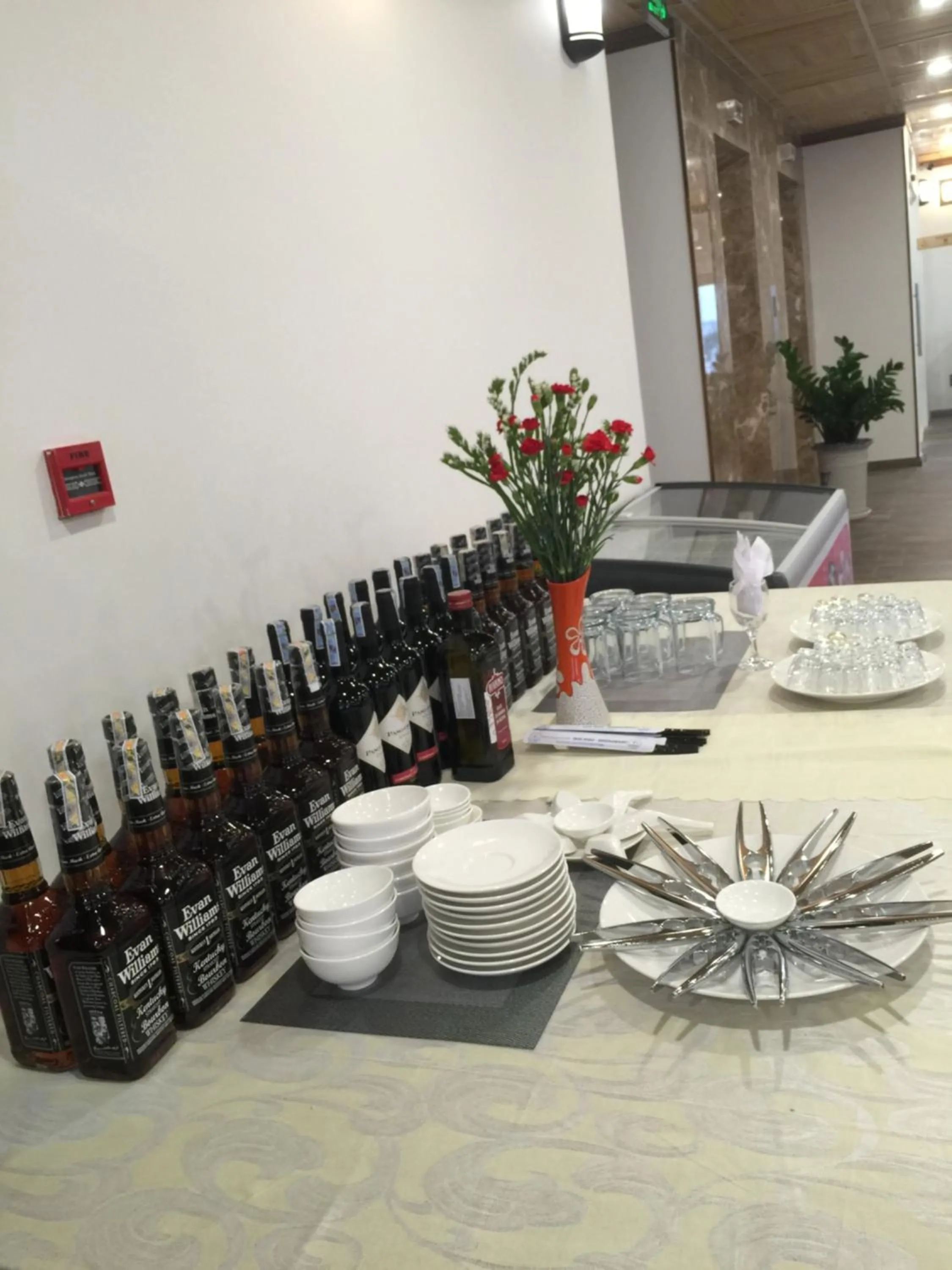 Oceanward Hotel & Resort