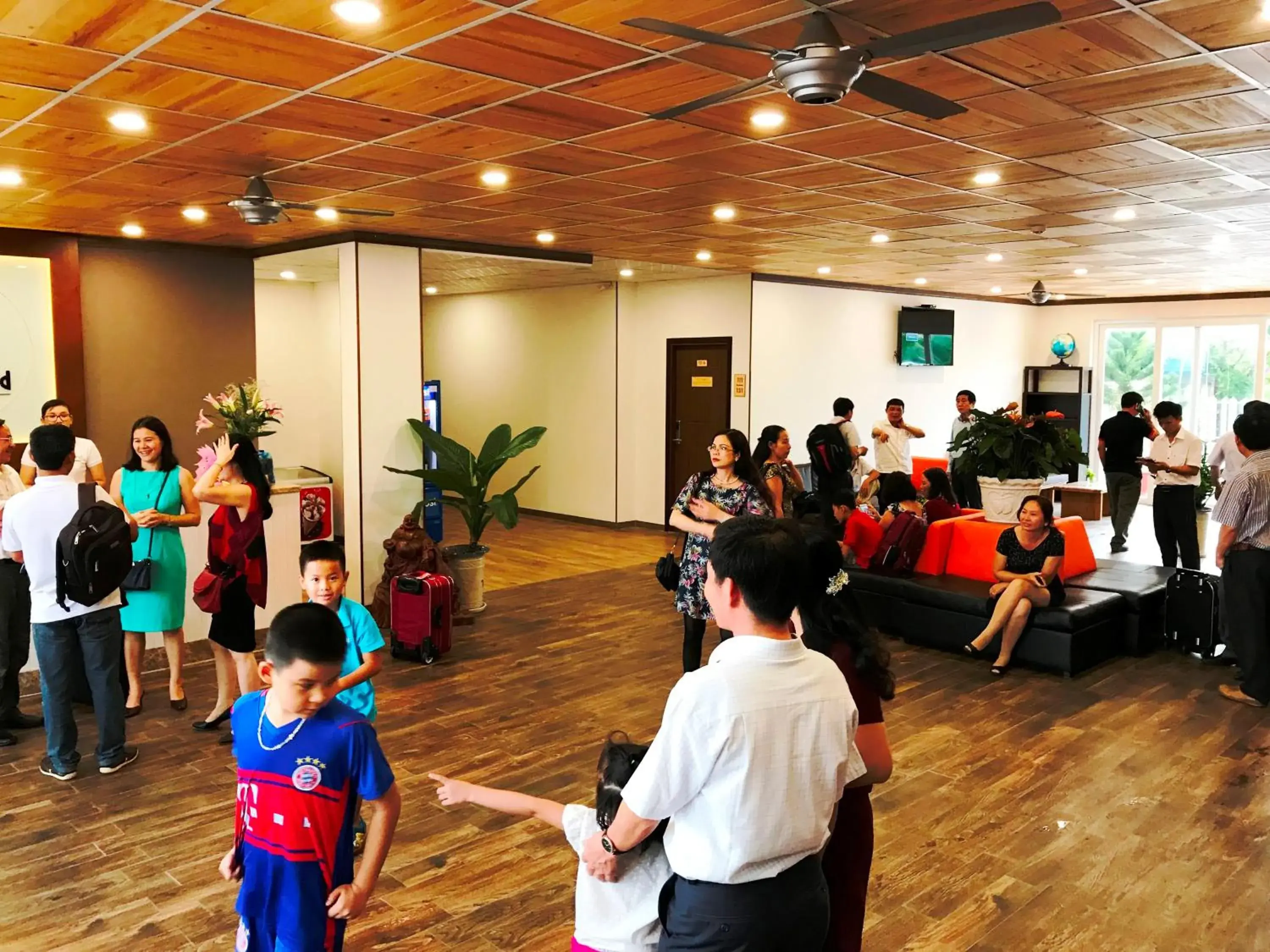 Restaurant/places to eat in Oceanward Hotel & Resort Restaurant/places to eat in Oceanward Hotel & Resort