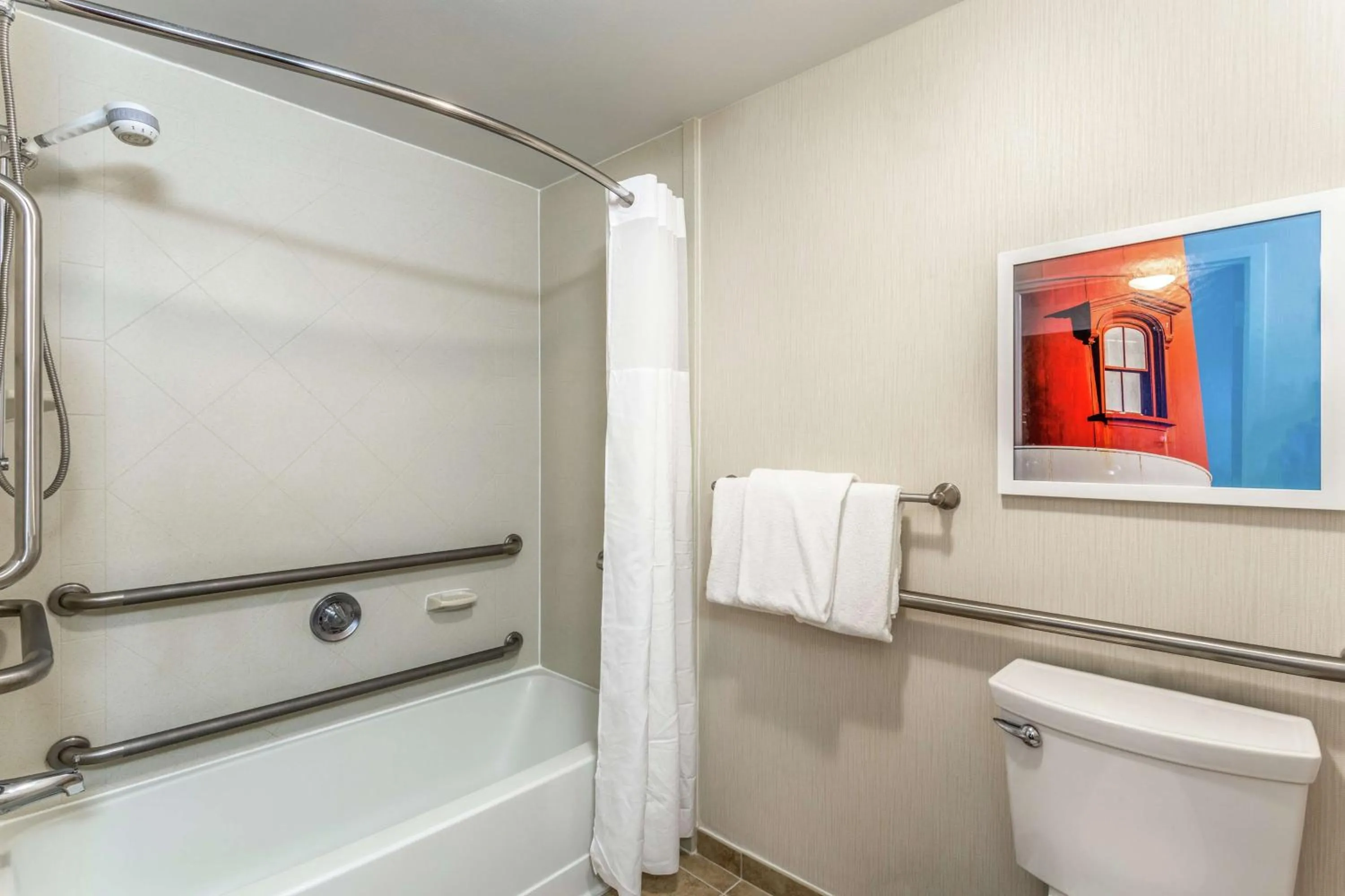 Bathroom in Hampton Inn Boston/Peabody