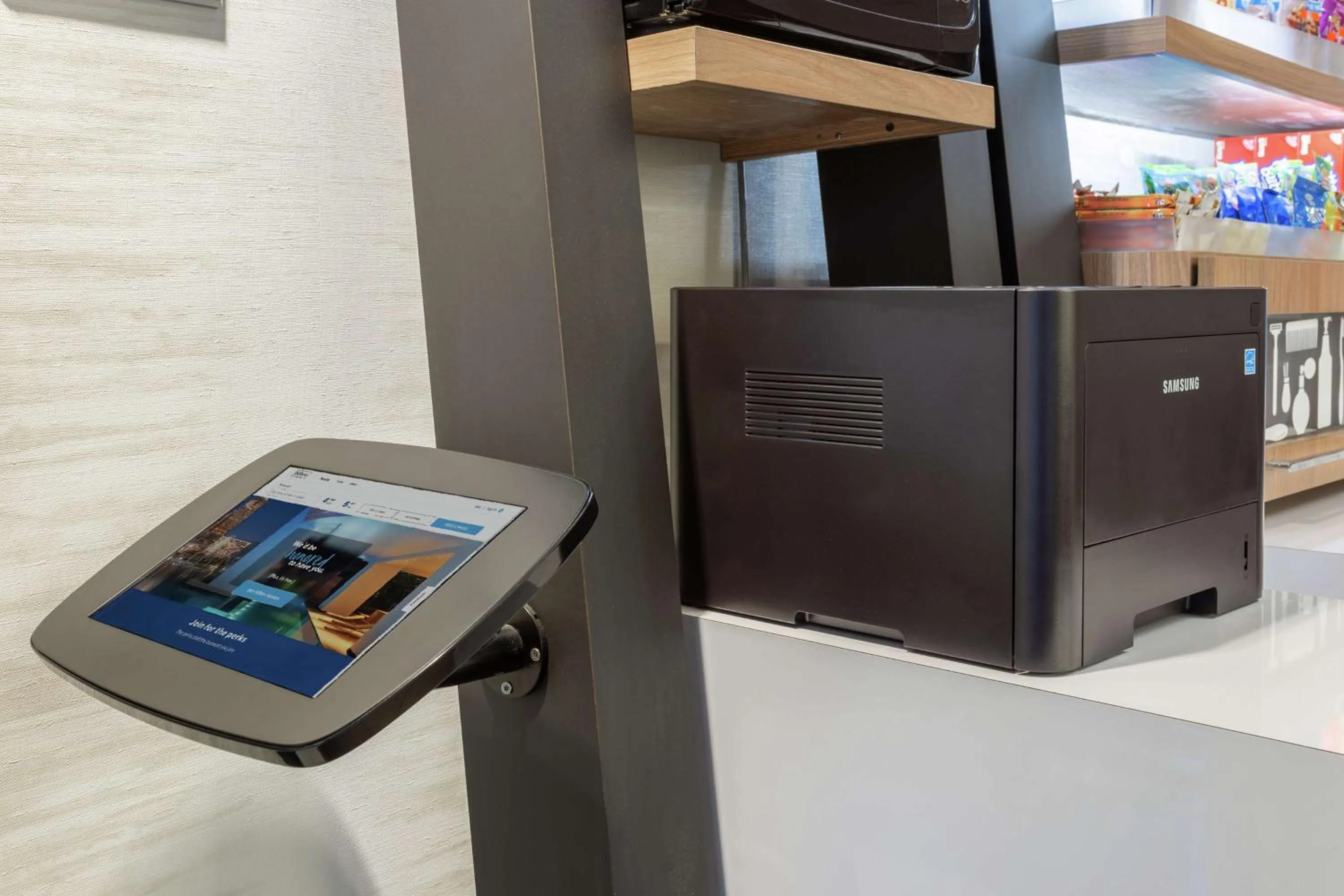 Business facilities in Hampton Inn Boston/Peabody