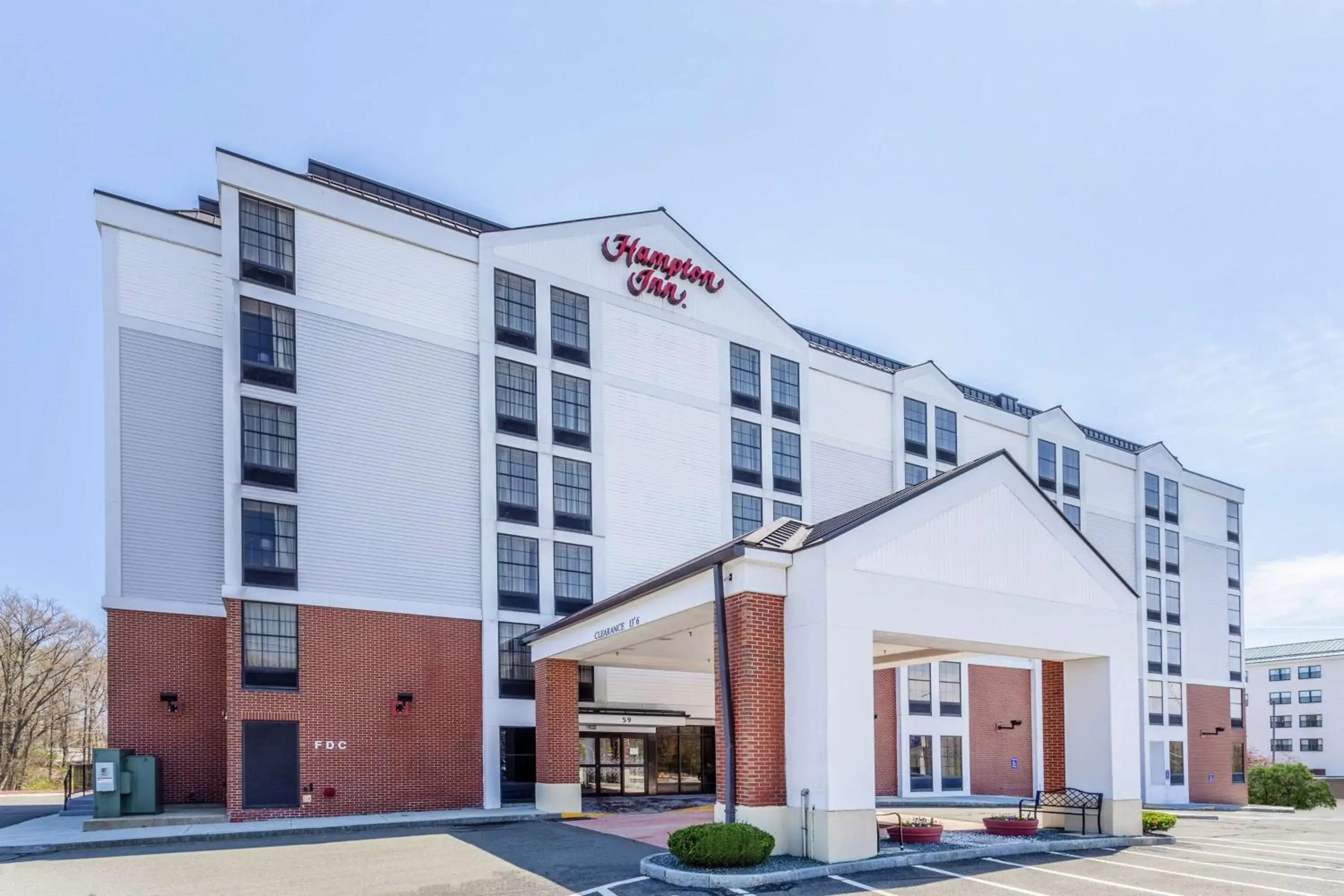 Property building in Hampton Inn Boston/Peabody Property building in Hampton Inn Boston/Peabody