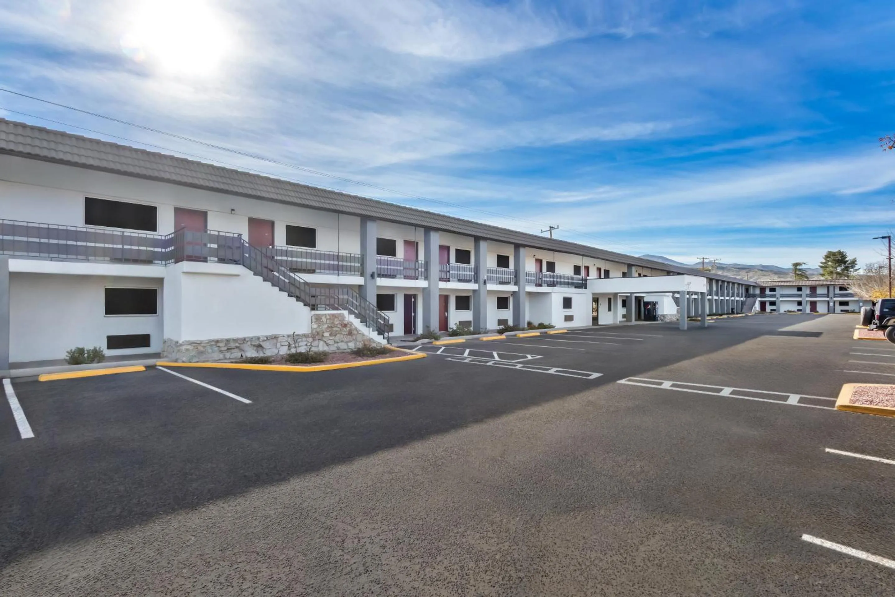 Property building in Red Roof Inn Globe - Miami, AZ