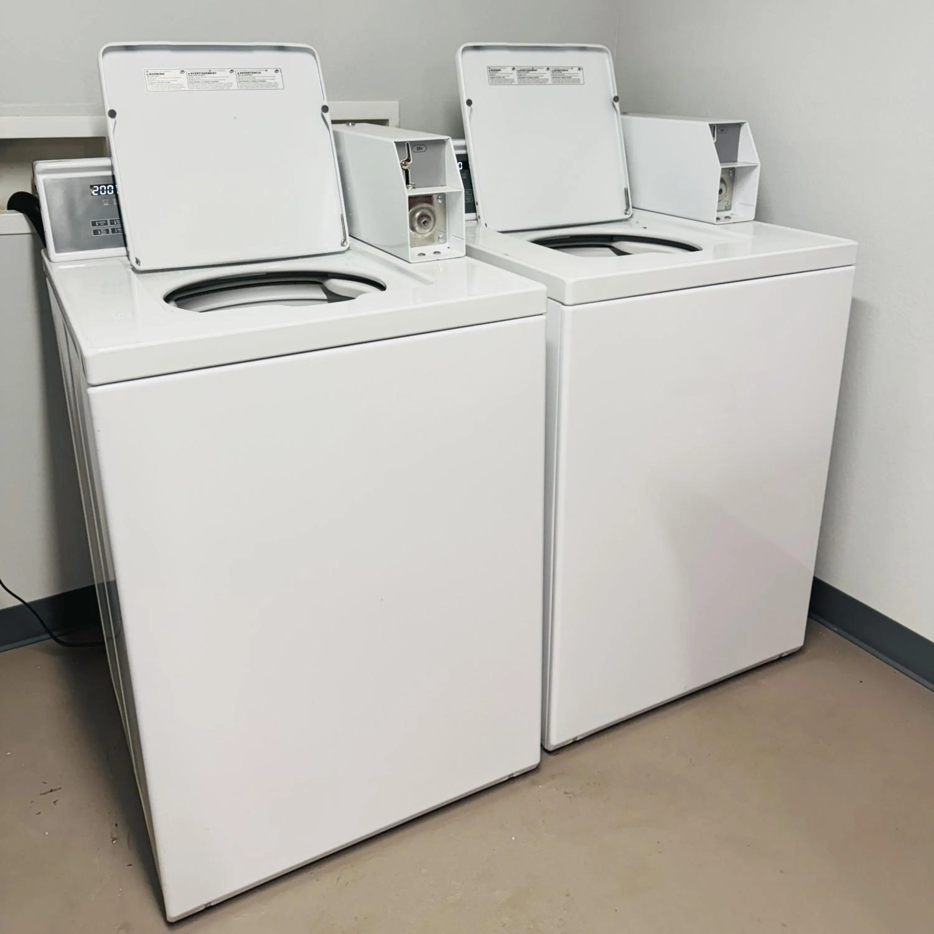laundry in Red Roof Inn Miami, AZ