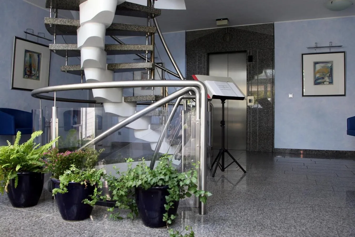 Property building in Villa Ney