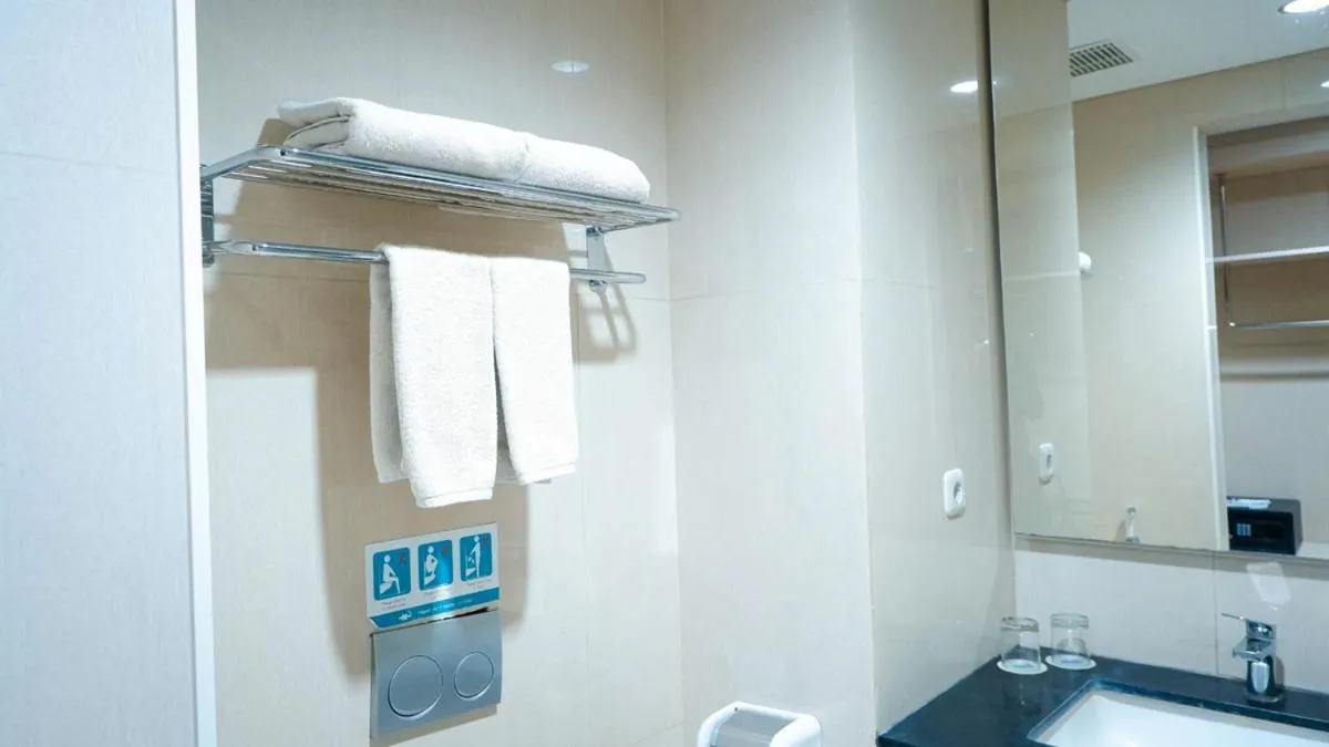 Hotel Ayola Sunrise Mojokerto