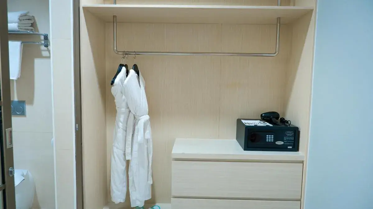 Sunrise Hotel Mojokerto Sunrise Hotel Mojokerto