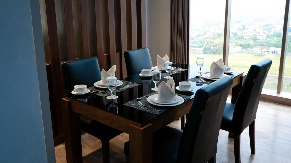 Hotel Ayola Sunrise Mojokerto