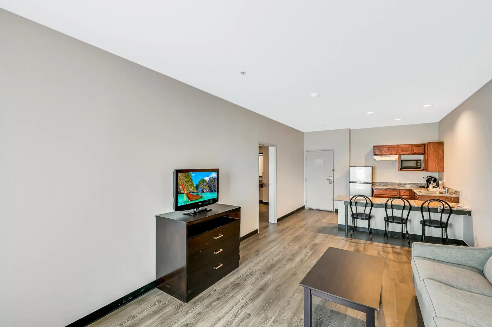 Living room in Quality Inn & Suites of Liberty Lake